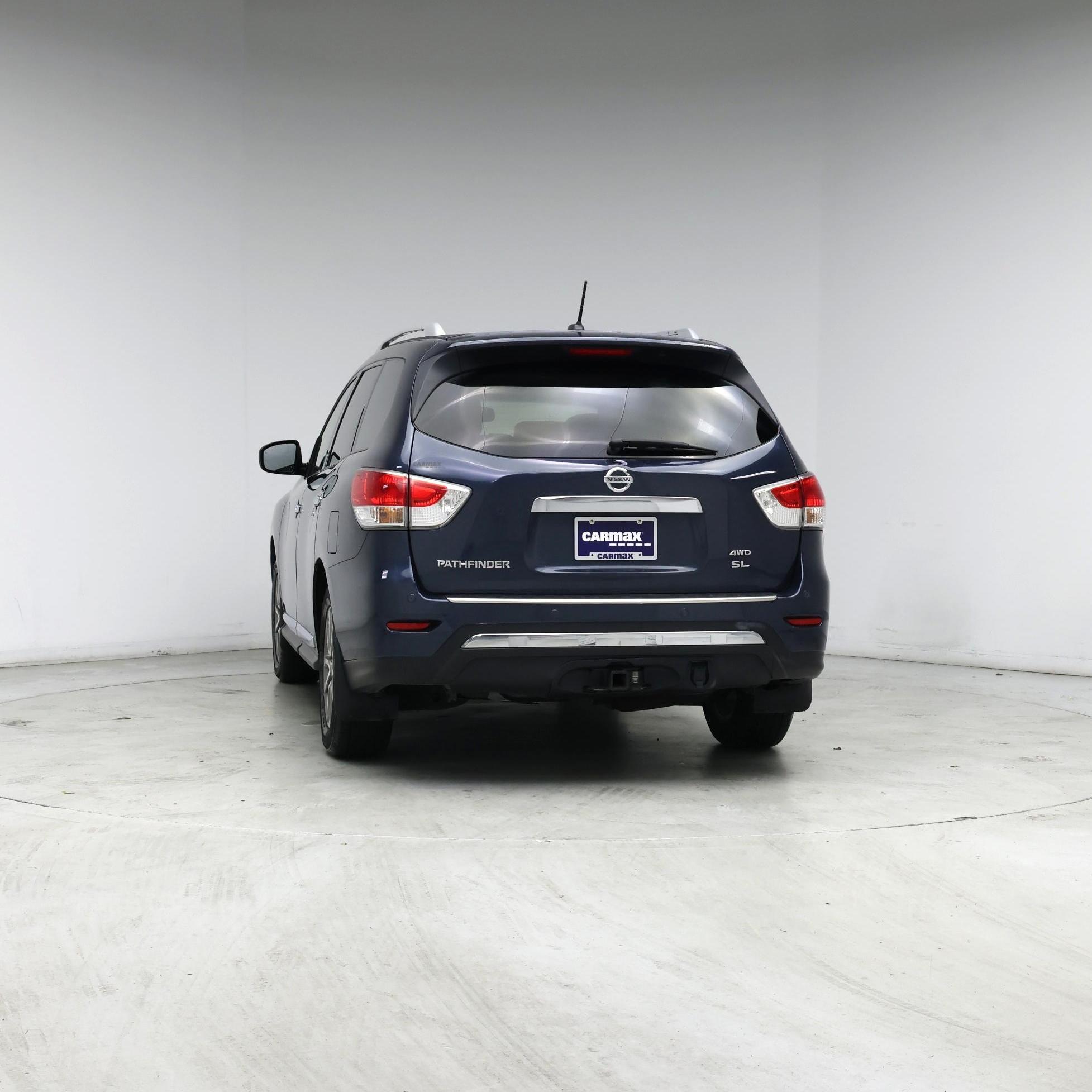 Thumbnail: 2015 Nissan Pathfinder - 6