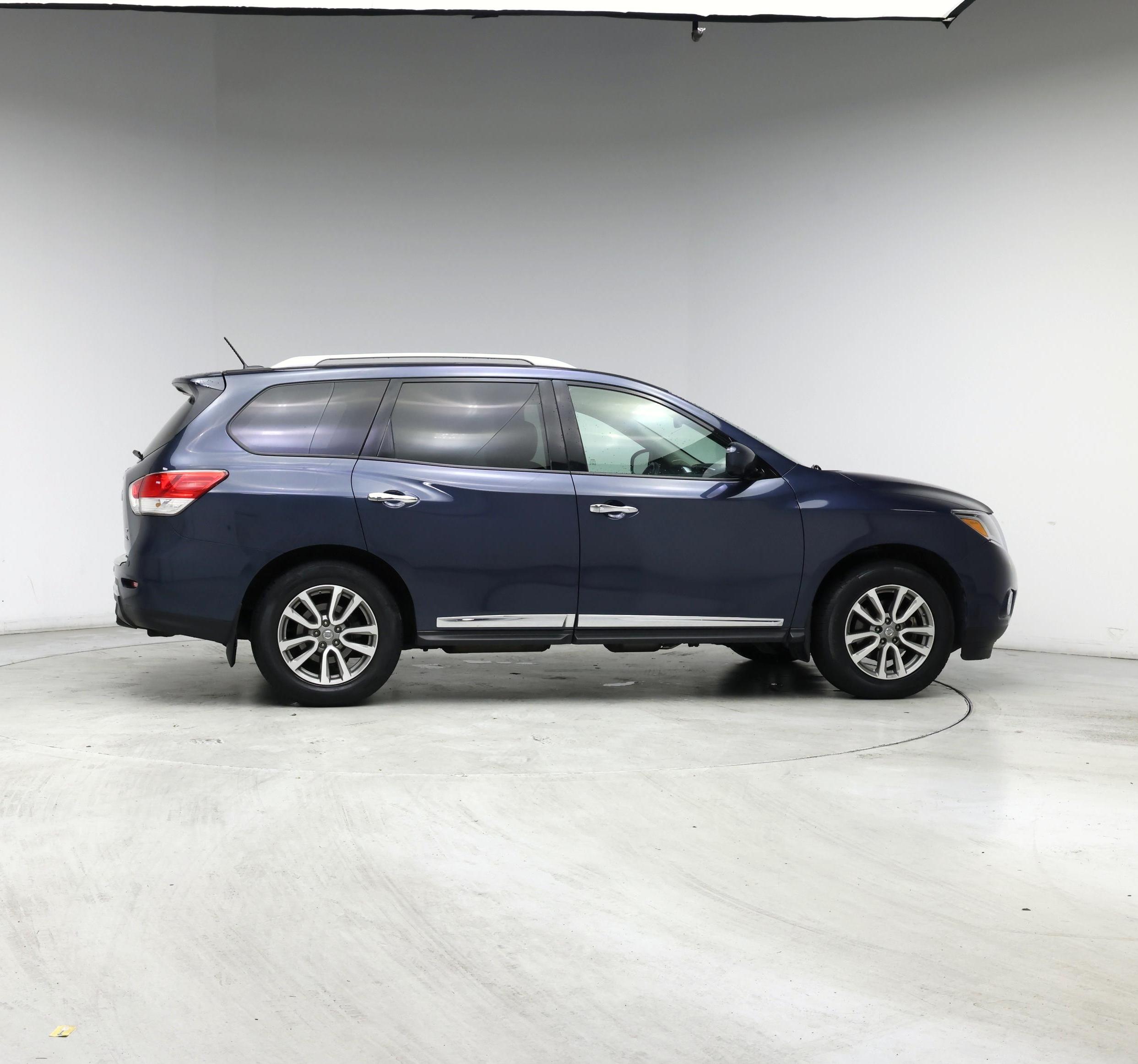 Thumbnail: 2015 Nissan Pathfinder - 7