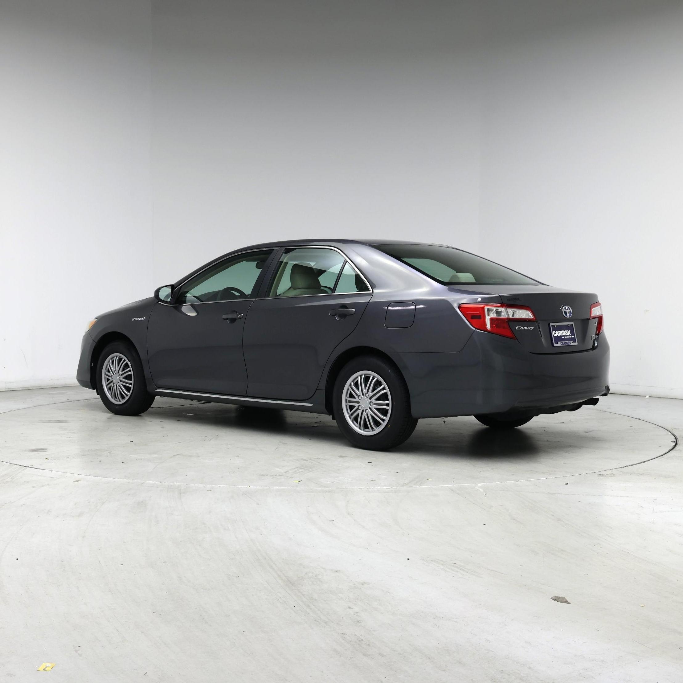 Thumbnail: 2013 Toyota Camry - 2