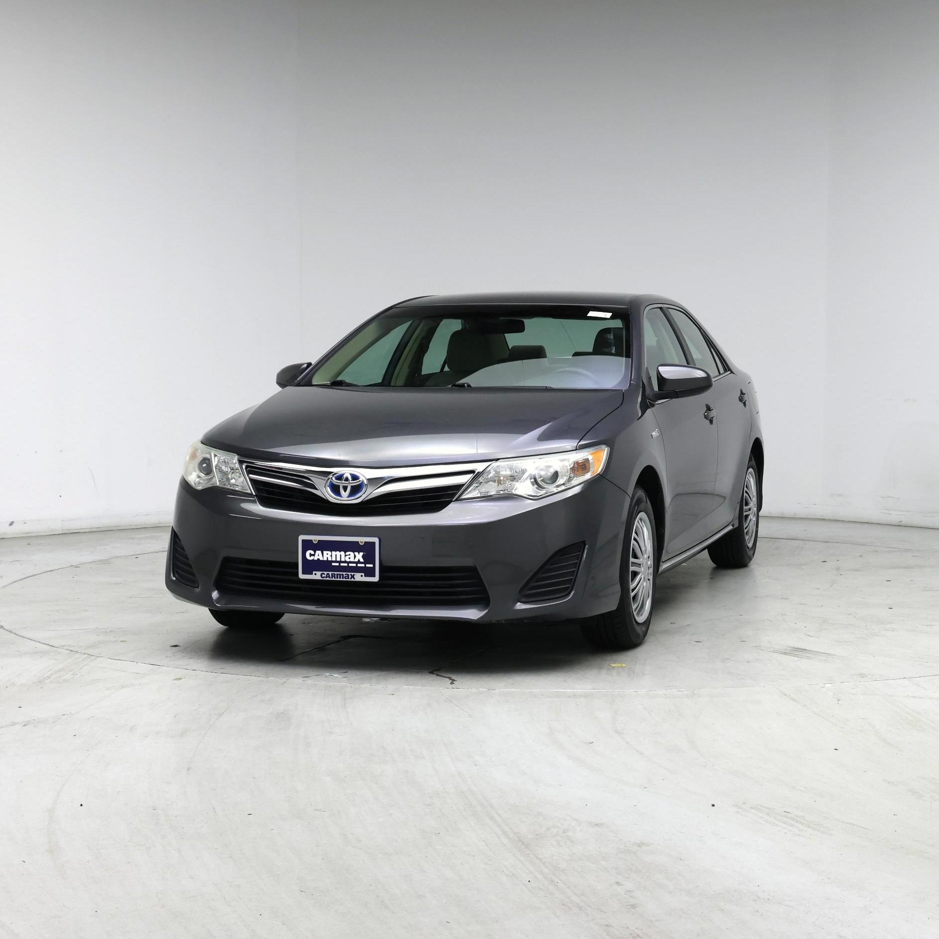 Thumbnail: 2013 Toyota Camry - 4
