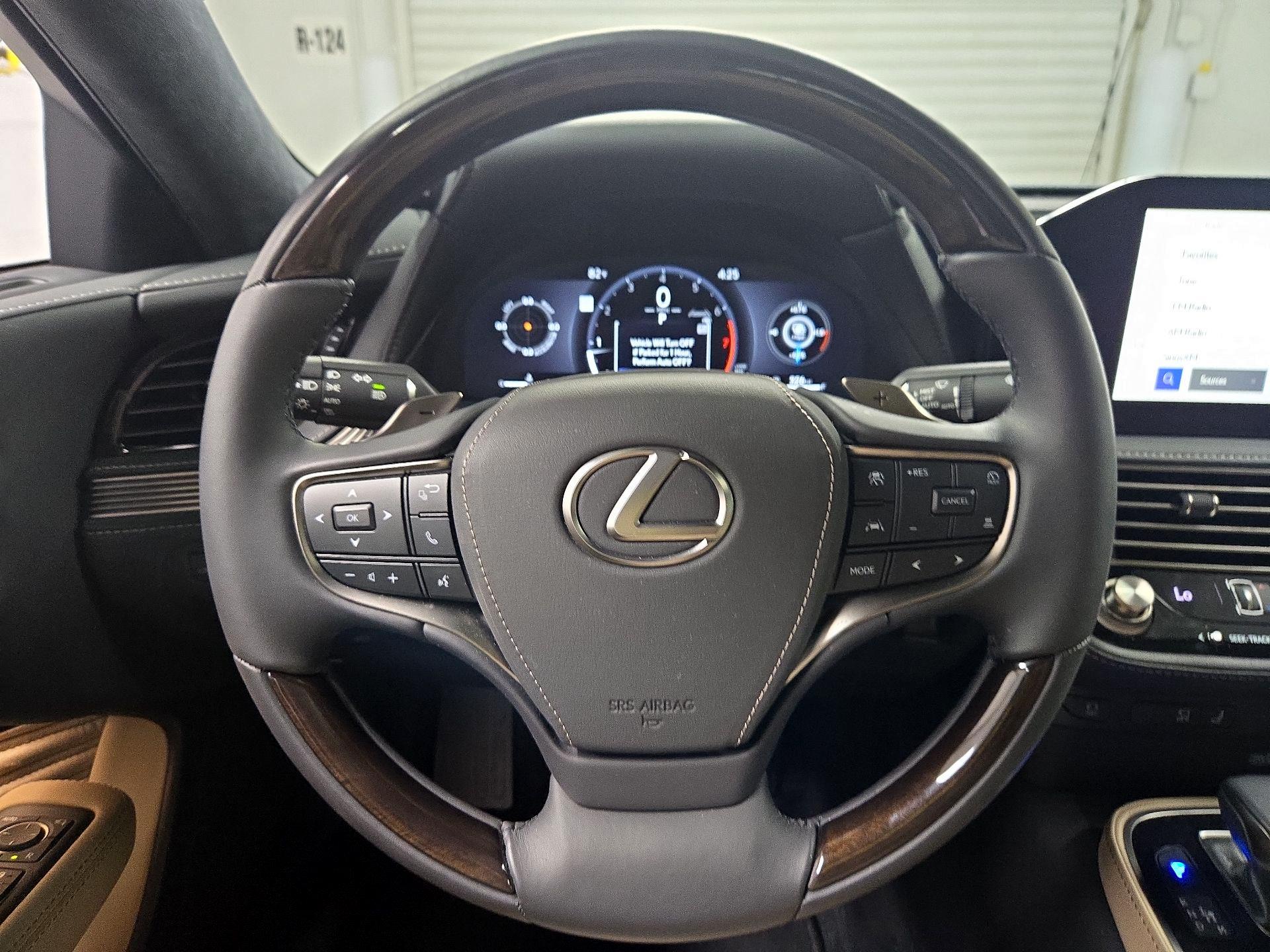 Thumbnail: 2024 Lexus LS - 10