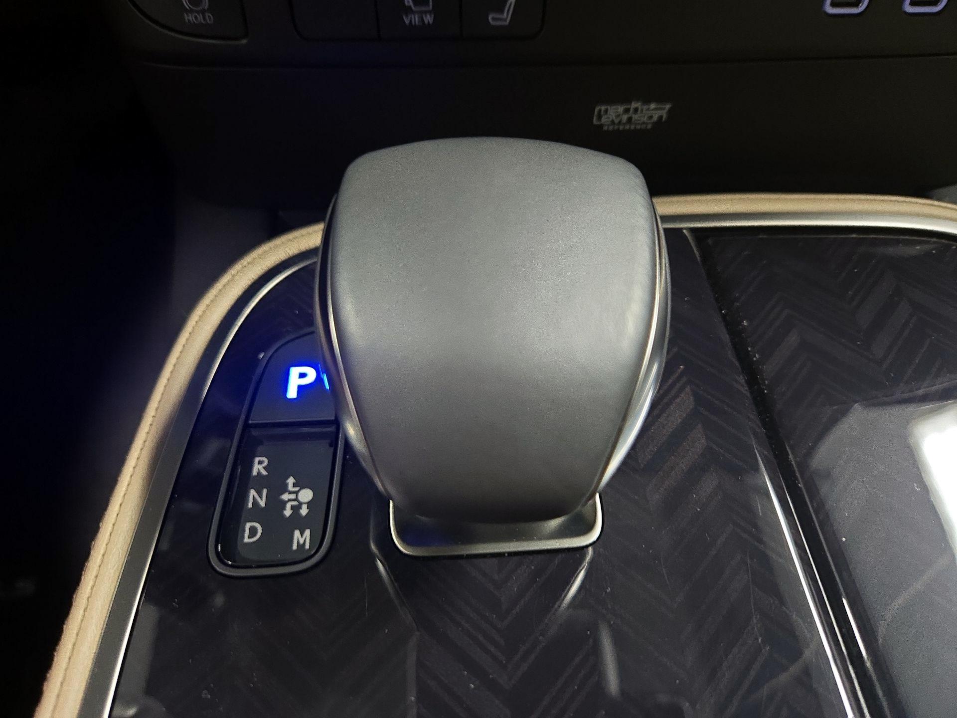 Thumbnail: 2024 Lexus LS - 17