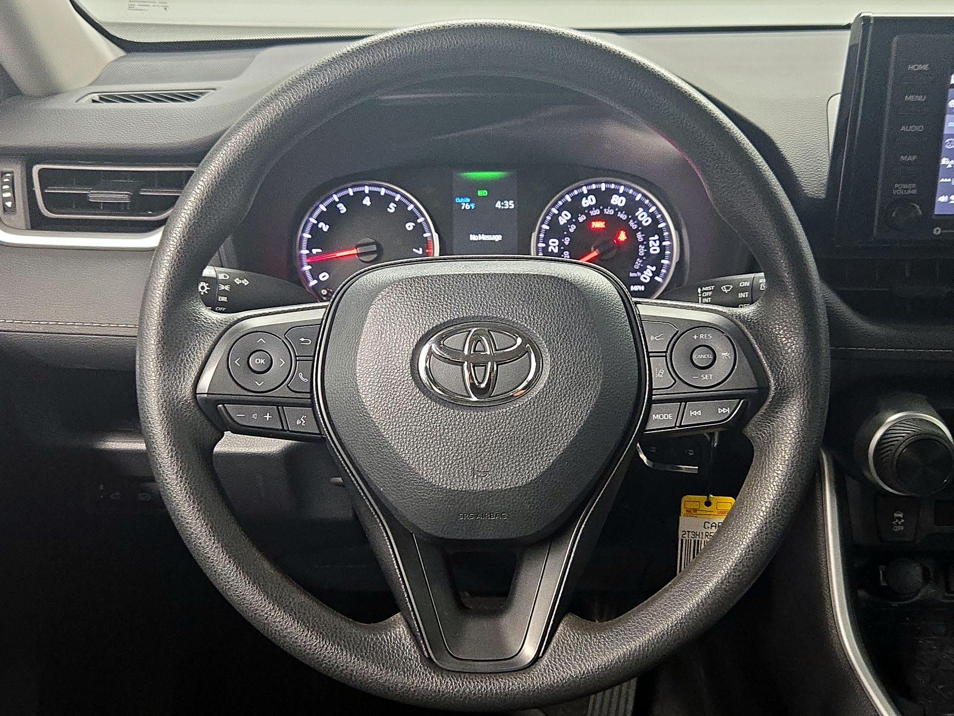Thumbnail: 2022 Toyota RAV4 - 10