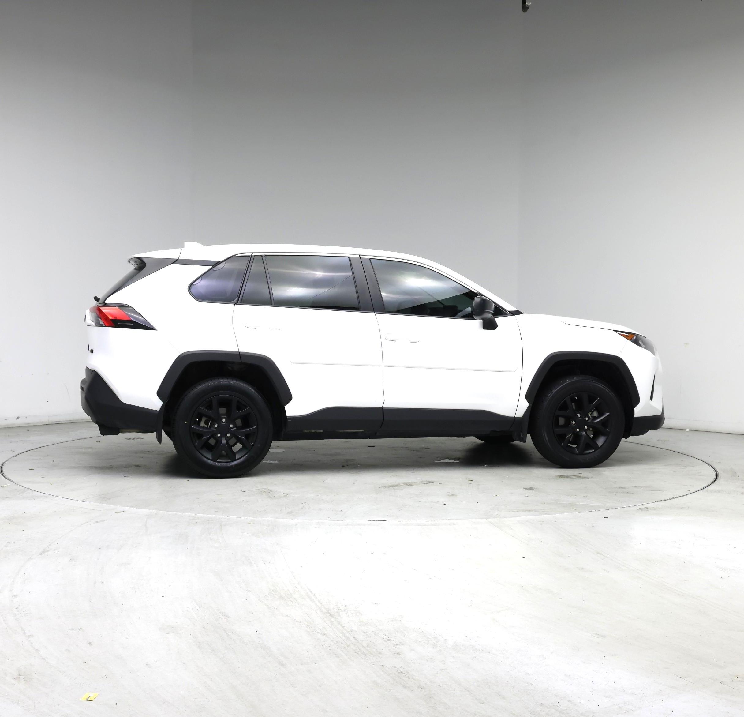 Thumbnail: 2022 Toyota RAV4 - 7