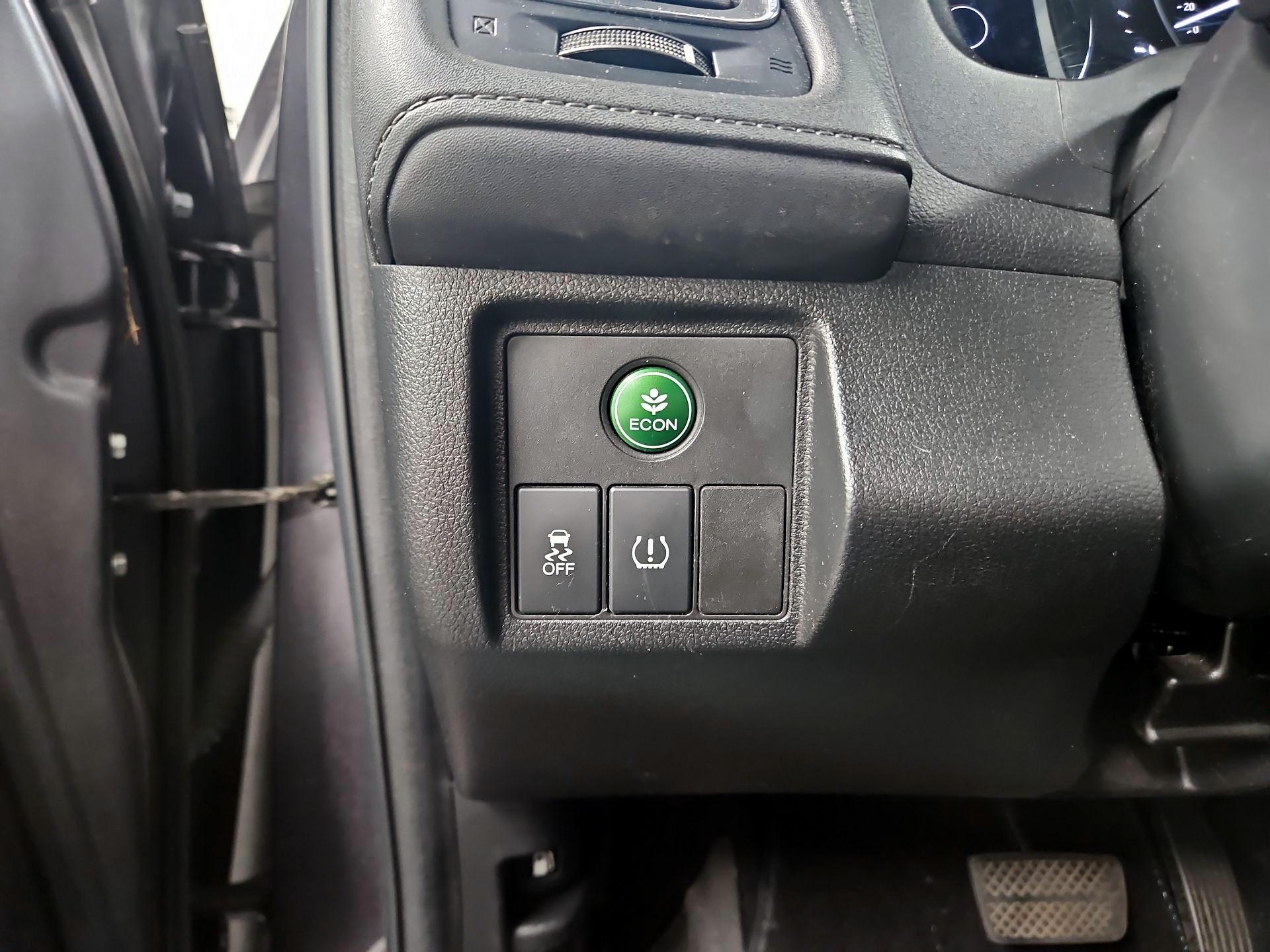Thumbnail: 2018 Honda HR-V - 13