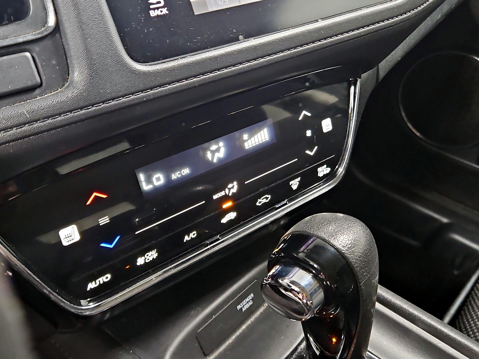 Thumbnail: 2018 Honda HR-V - 16