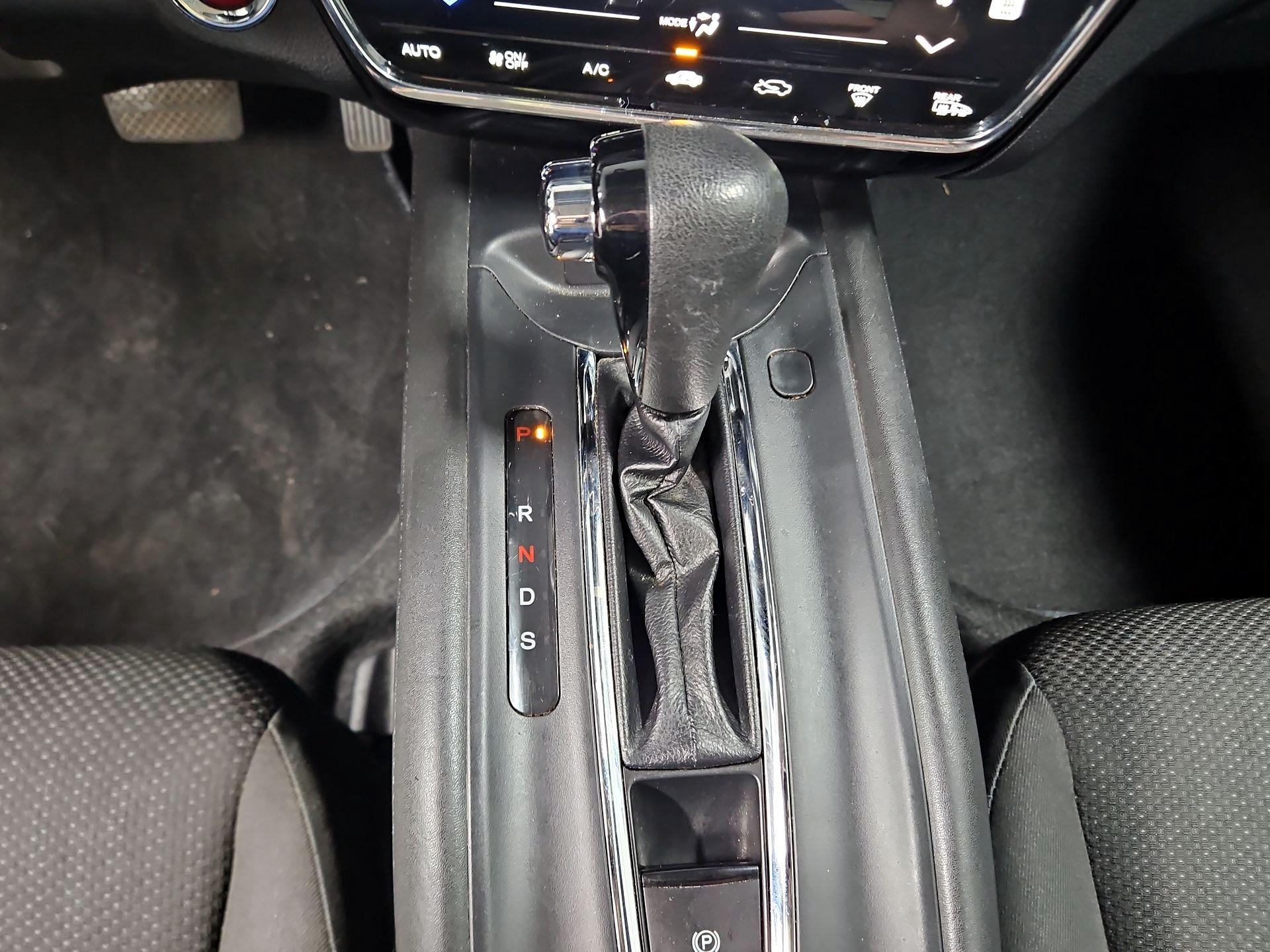 Thumbnail: 2018 Honda HR-V - 17