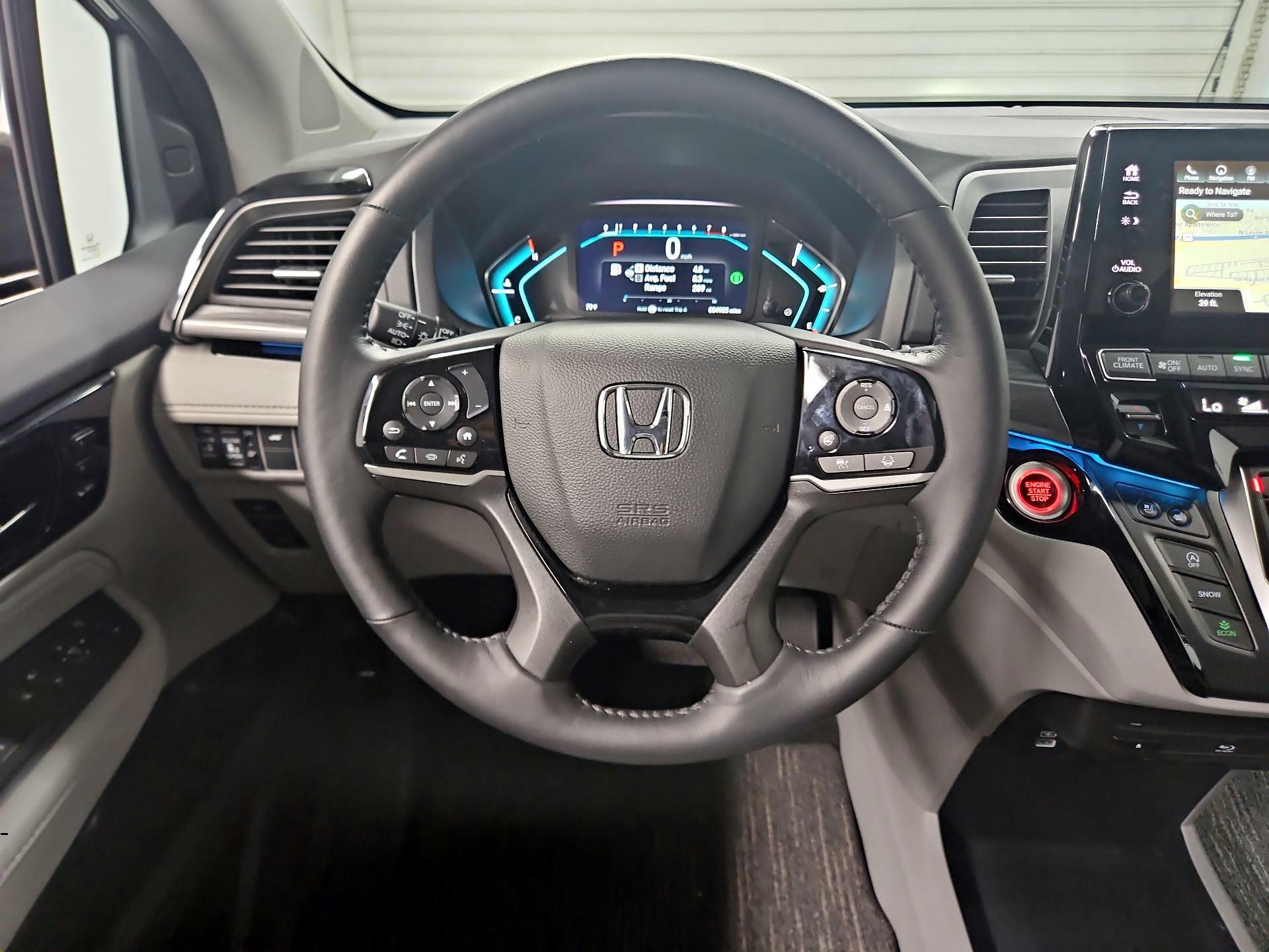 Thumbnail: 2023 Honda Odyssey - 10
