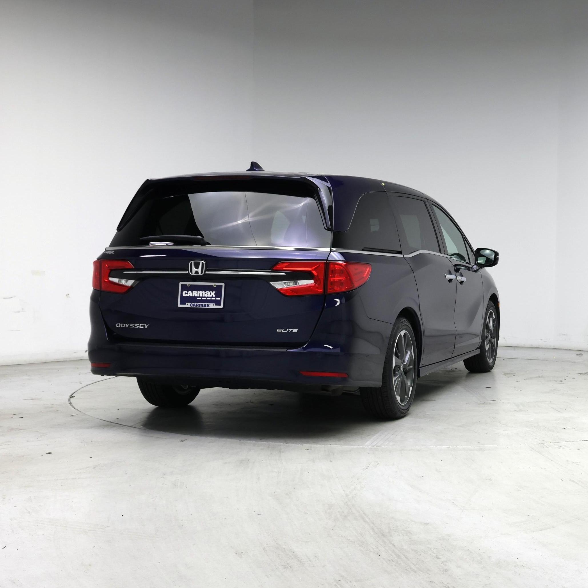 Thumbnail: 2023 Honda Odyssey - 8