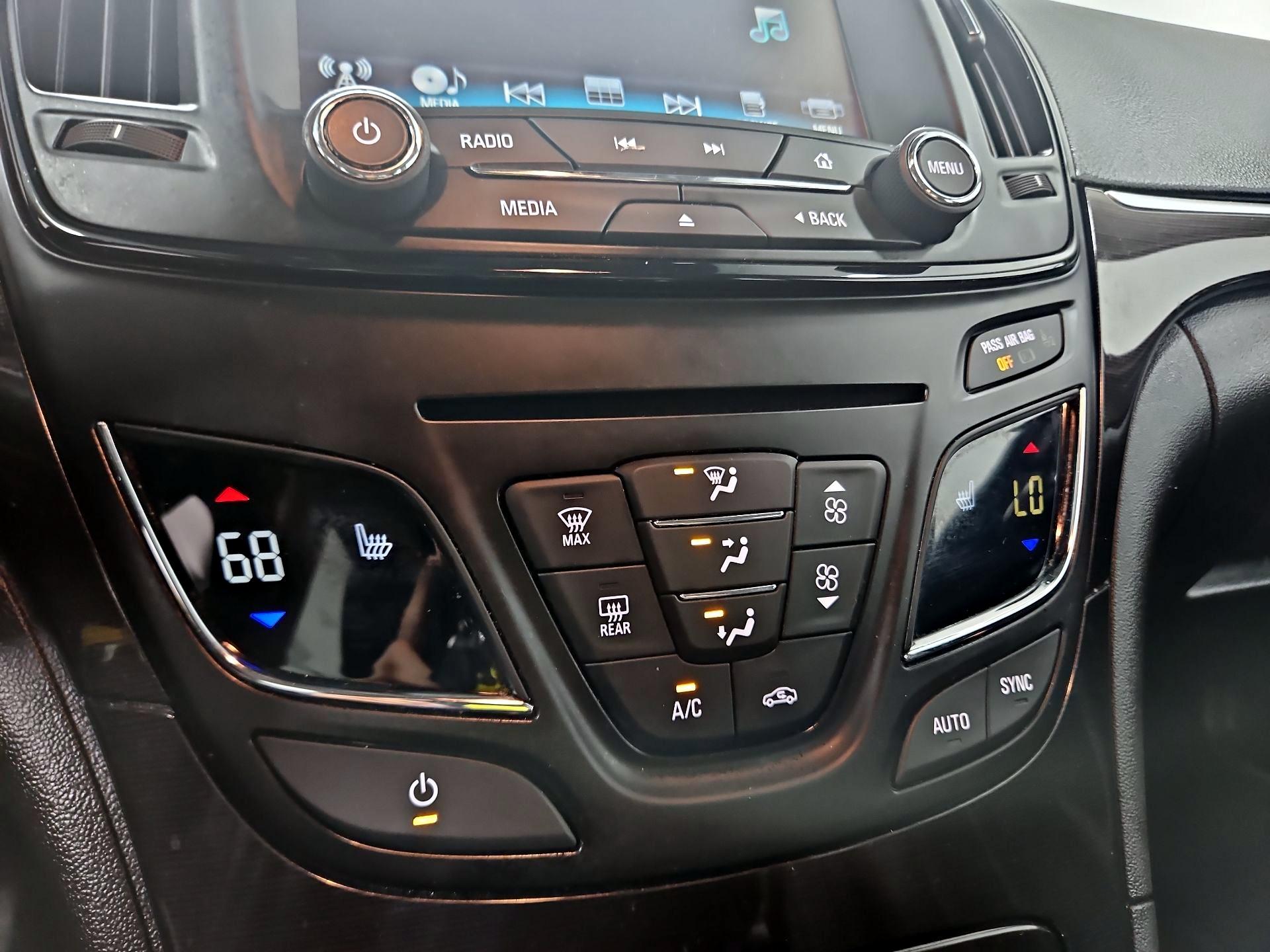 Thumbnail: 2017 Buick Regal - 16
