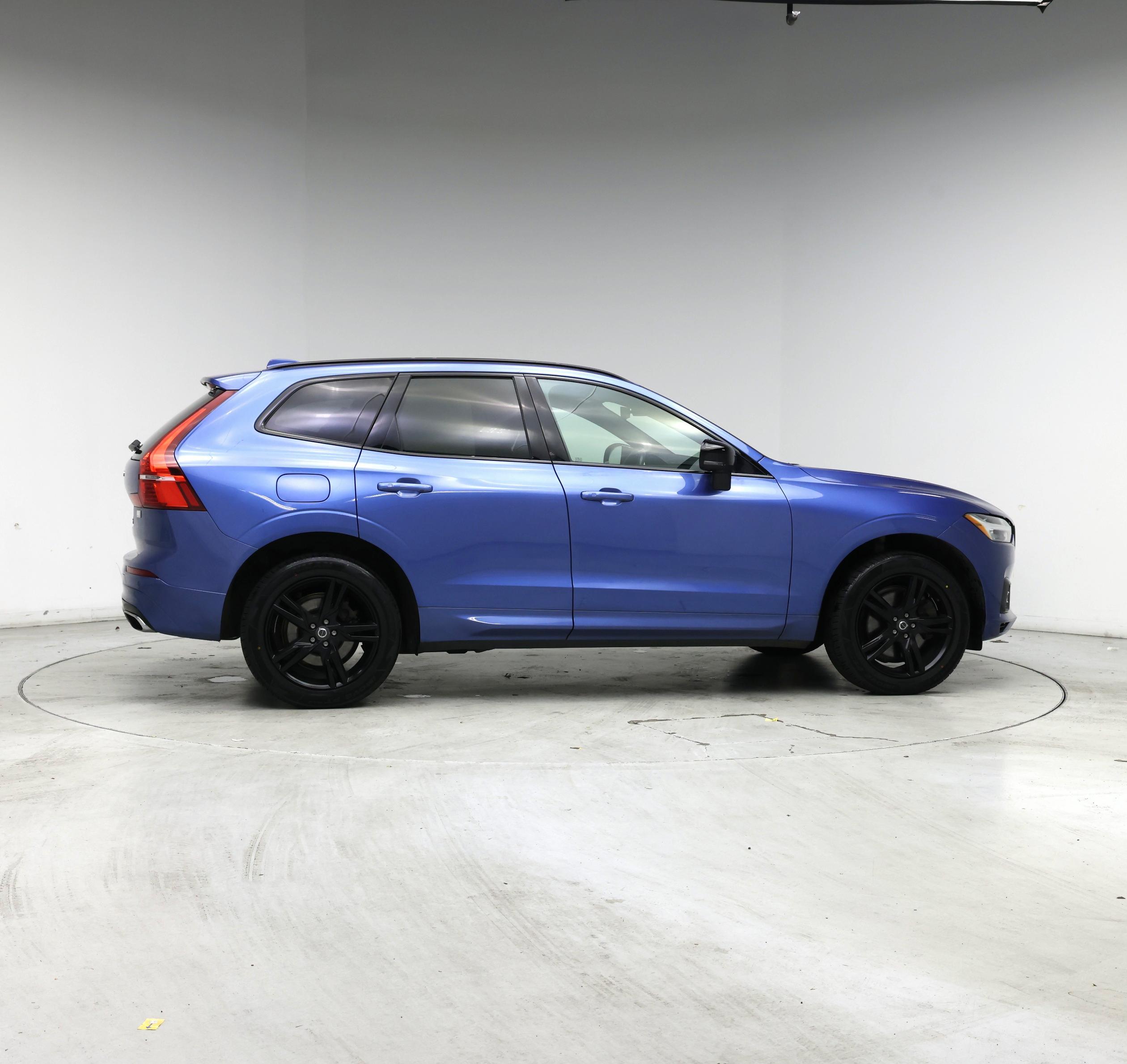 Thumbnail: 2021 Volvo XC60 - 7