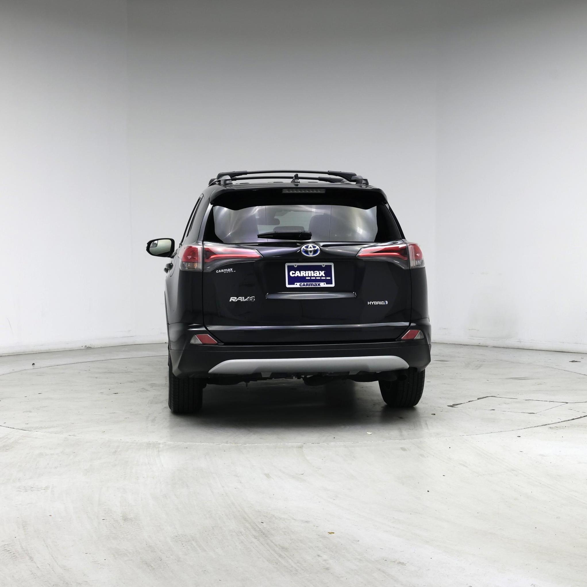 Thumbnail: 2018 Toyota RAV4 - 6