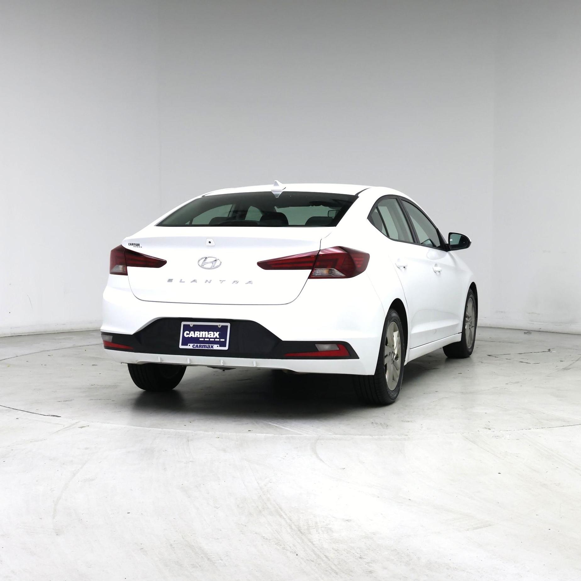 Thumbnail: 2020 Hyundai Elantra - 8
