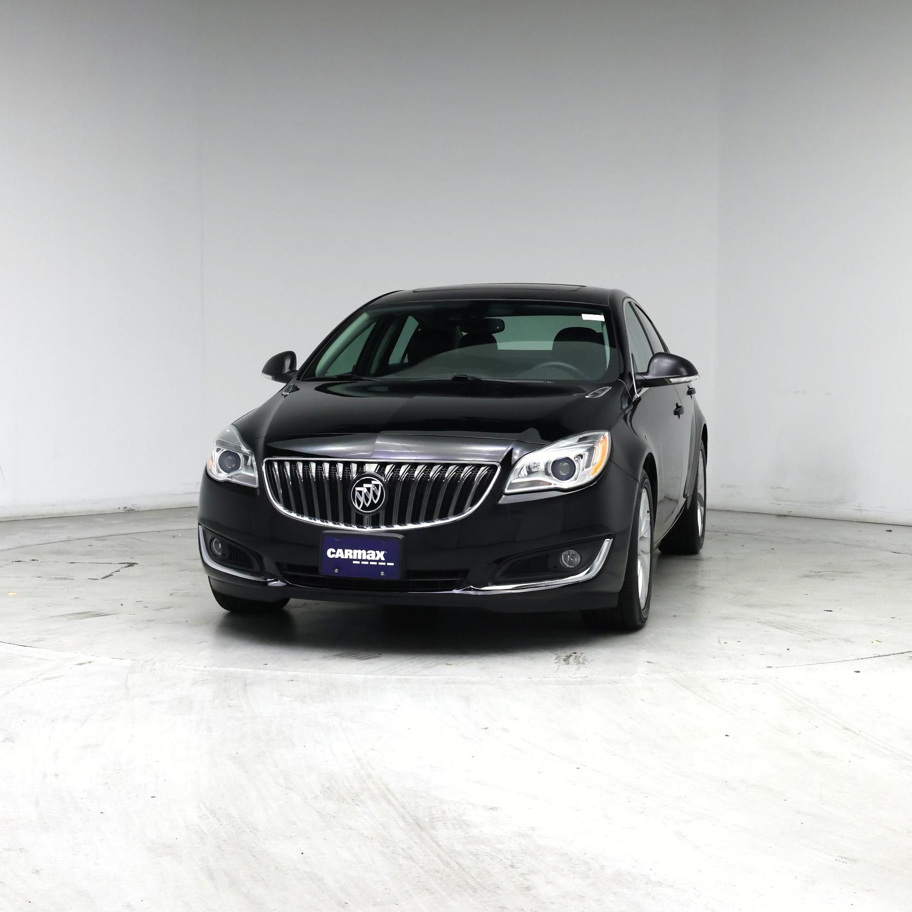 Thumbnail: 2017 Buick Regal - 4