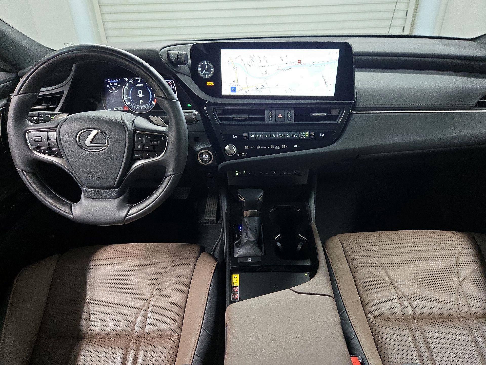 Thumbnail: 2024 Lexus ES - 9