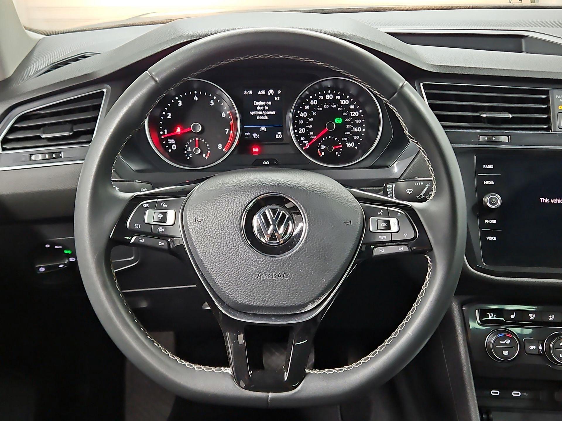 Thumbnail: 2021 Volkswagen Tiguan - 10