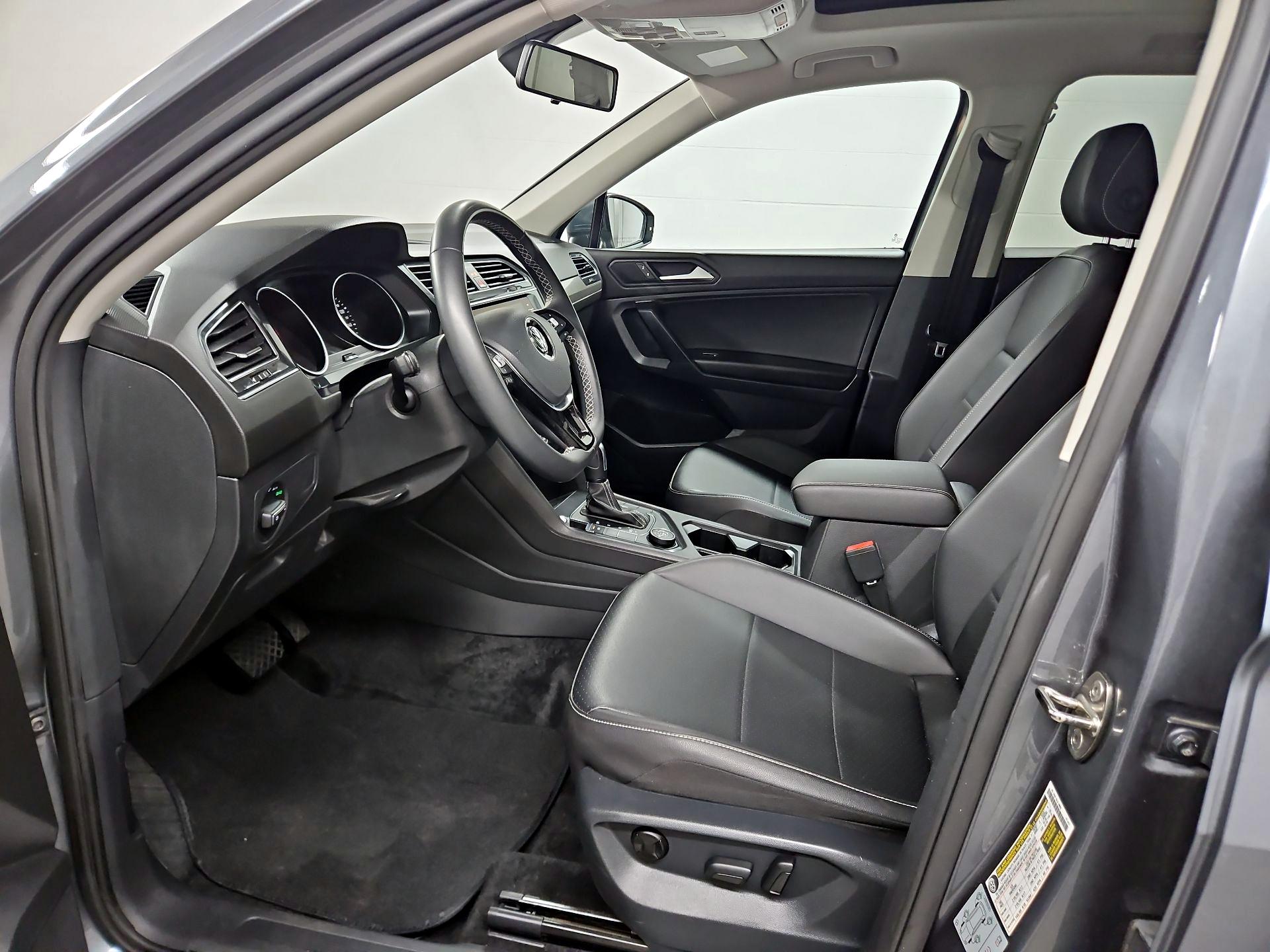Thumbnail: 2021 Volkswagen Tiguan - 11