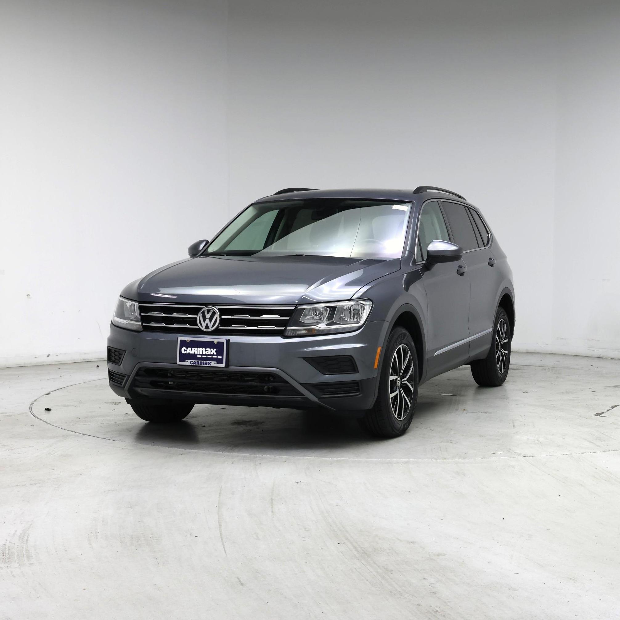 Thumbnail: 2021 Volkswagen Tiguan - 4