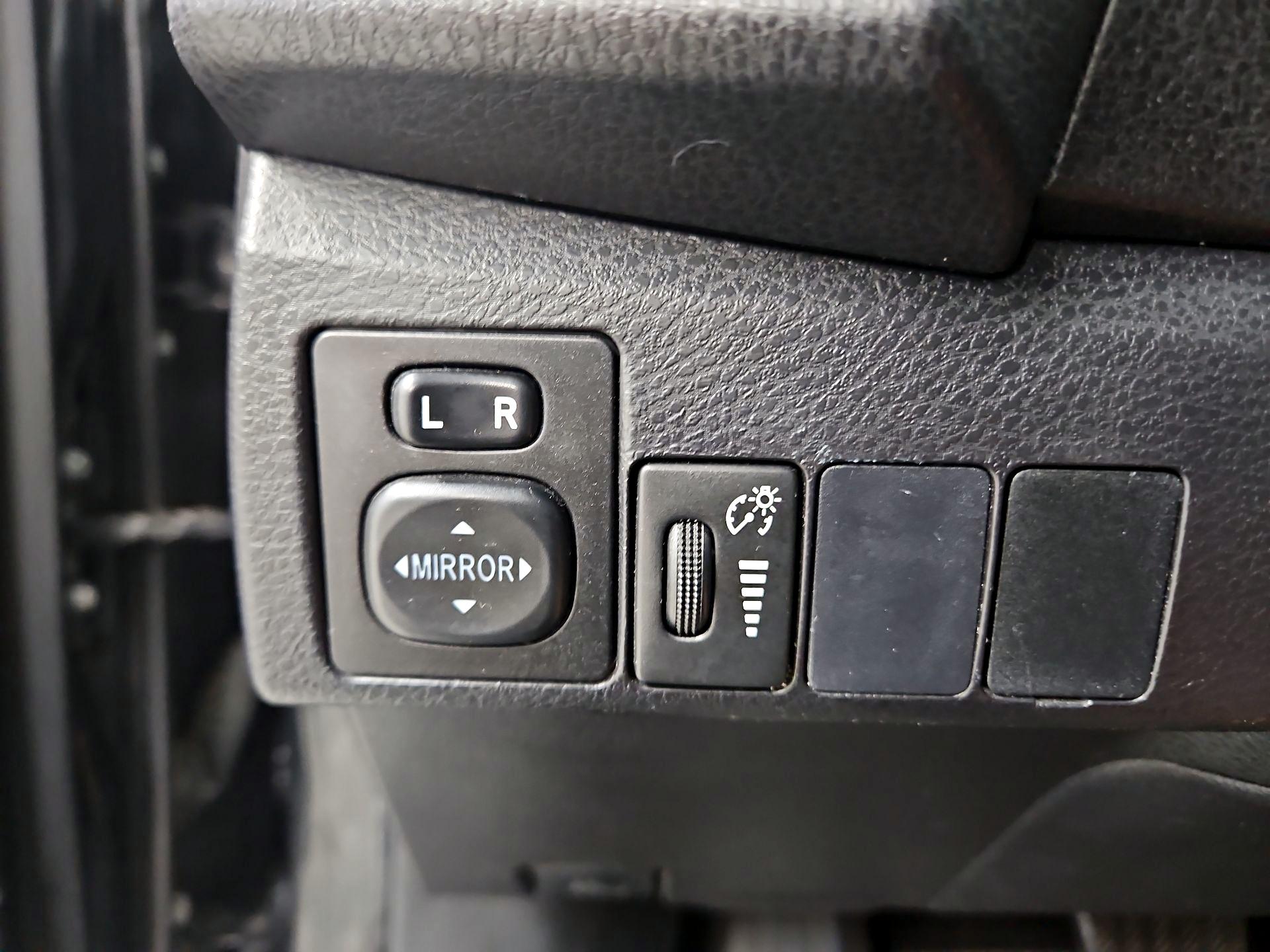 Thumbnail: 2016 Toyota Corolla - 13