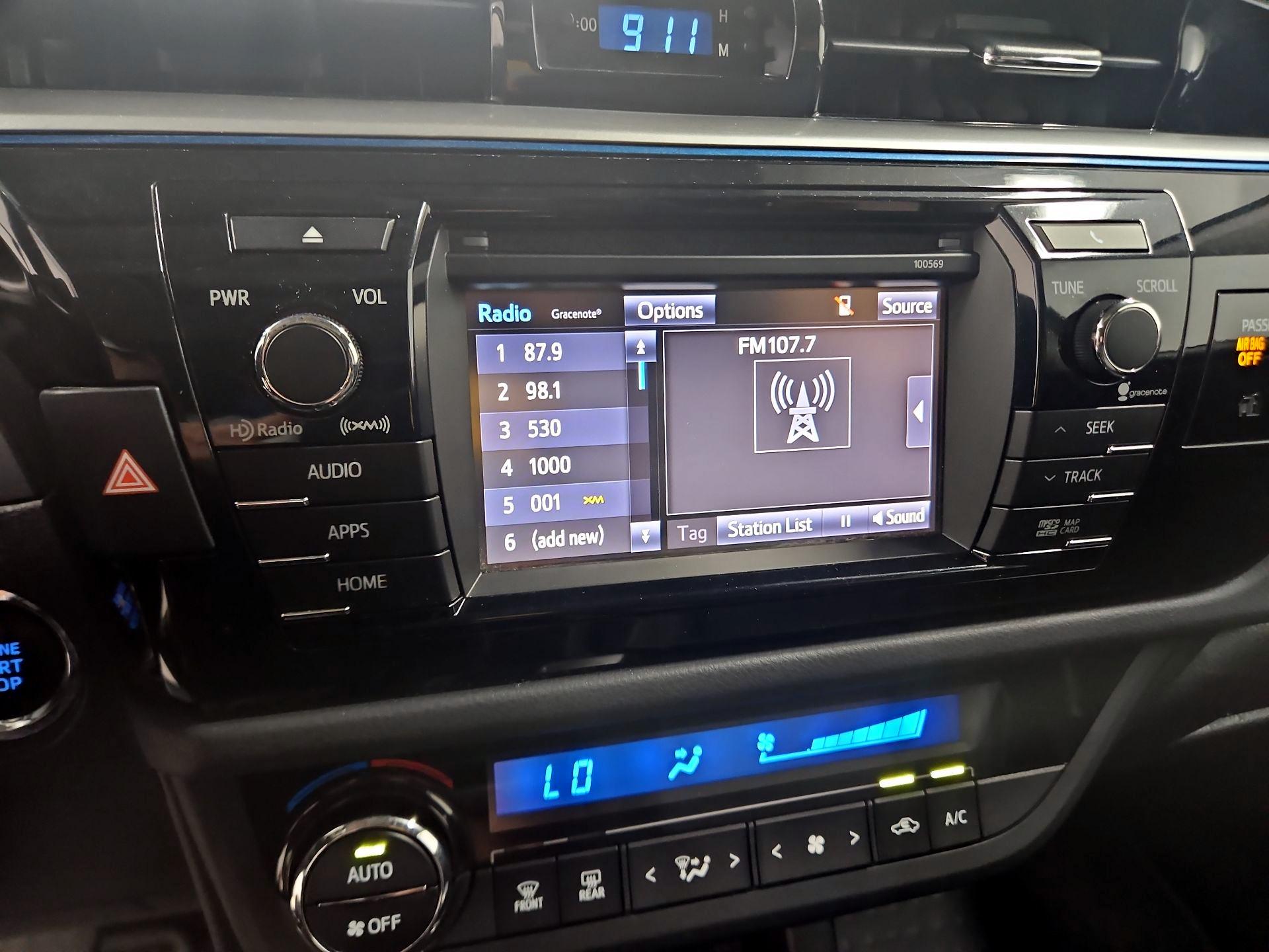 Thumbnail: 2016 Toyota Corolla - 16