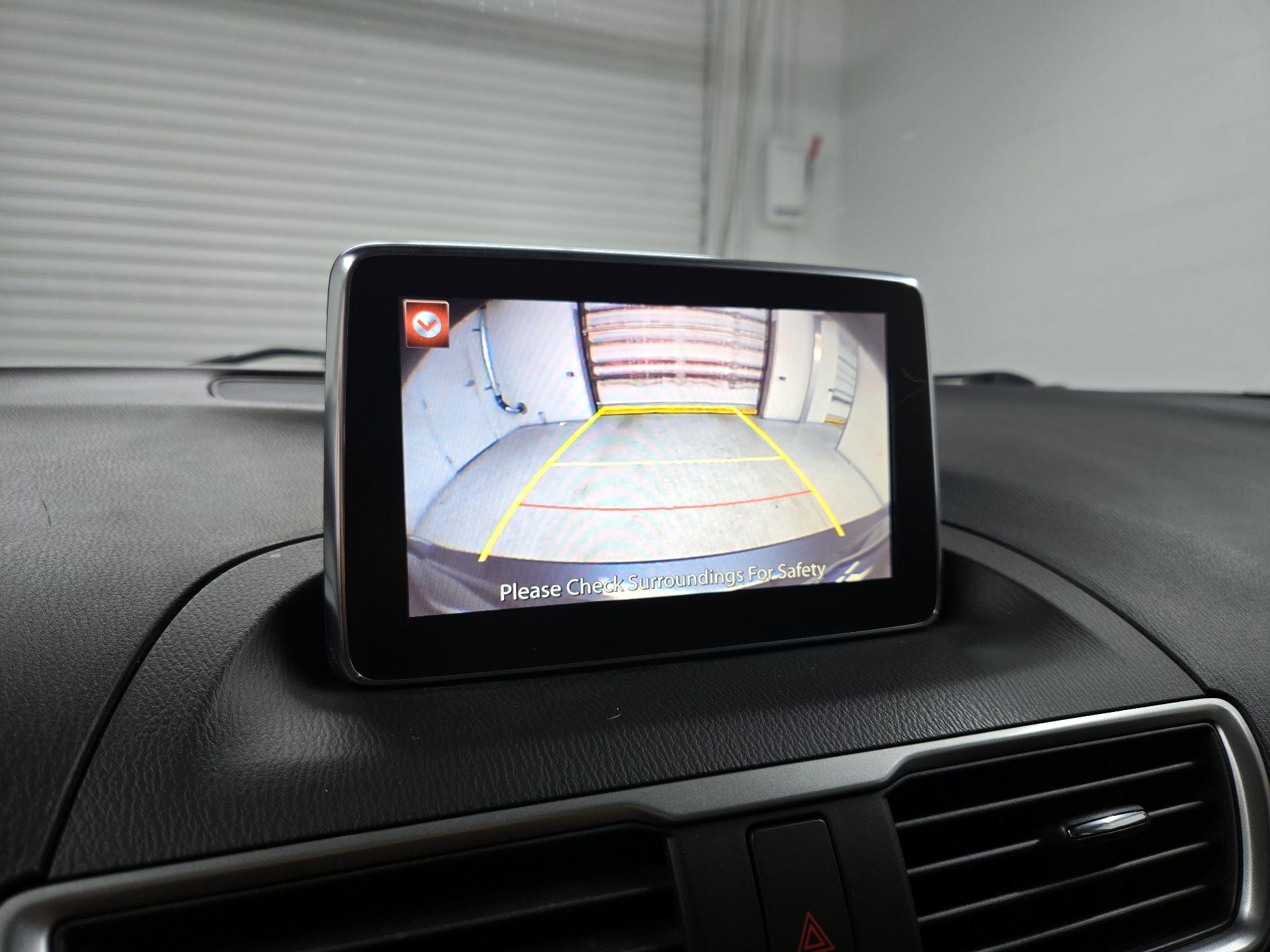 Thumbnail: 2015 Mazda Mazda3 - 14