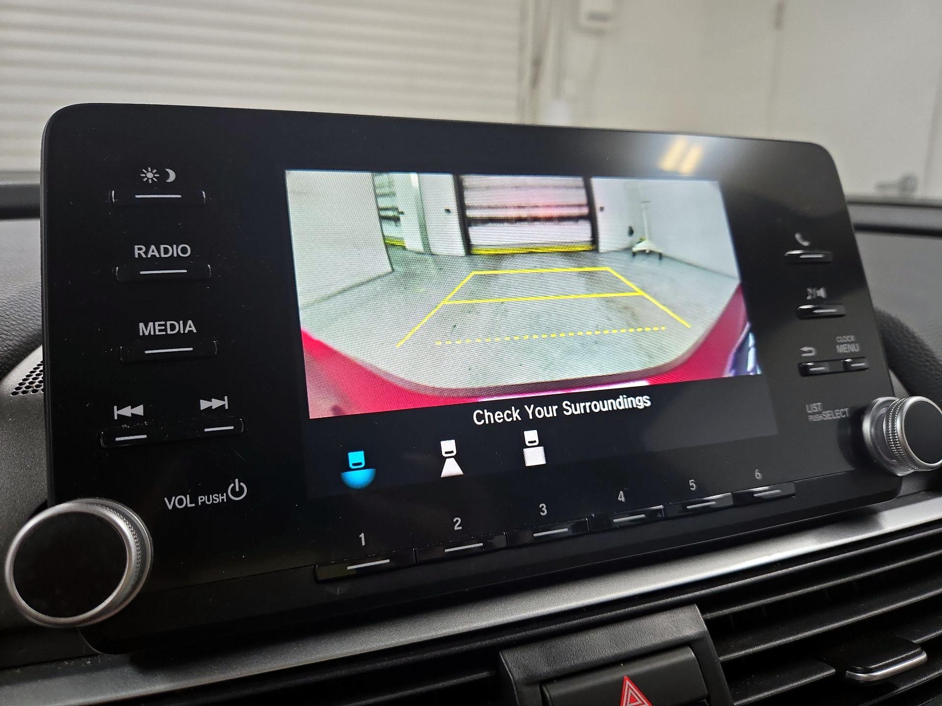 Thumbnail: 2019 Honda Accord - 14