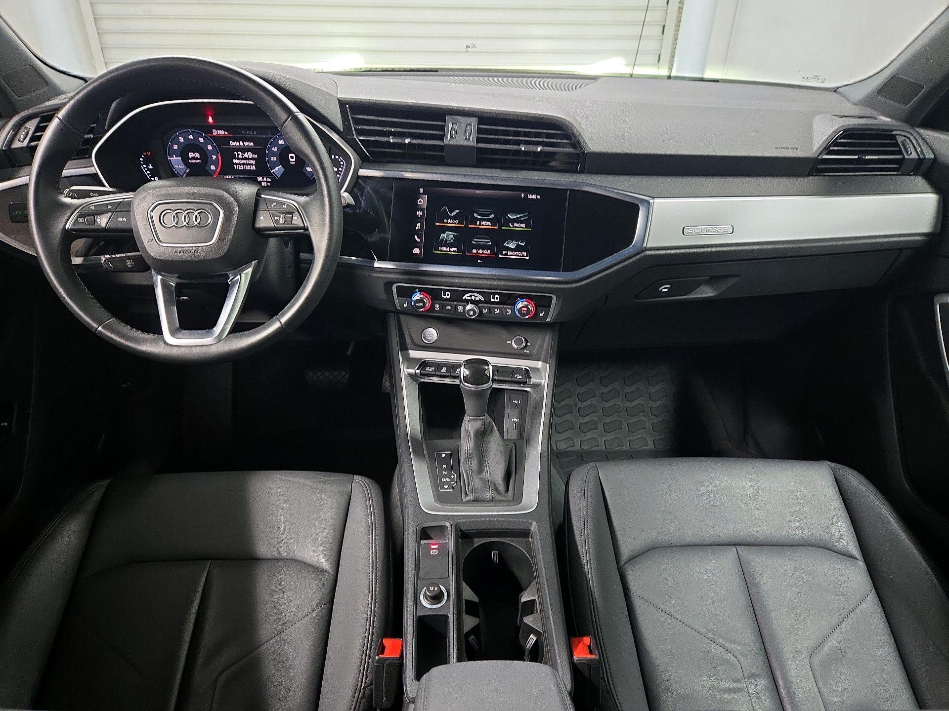 Thumbnail: 2019 Audi Q3 - 9