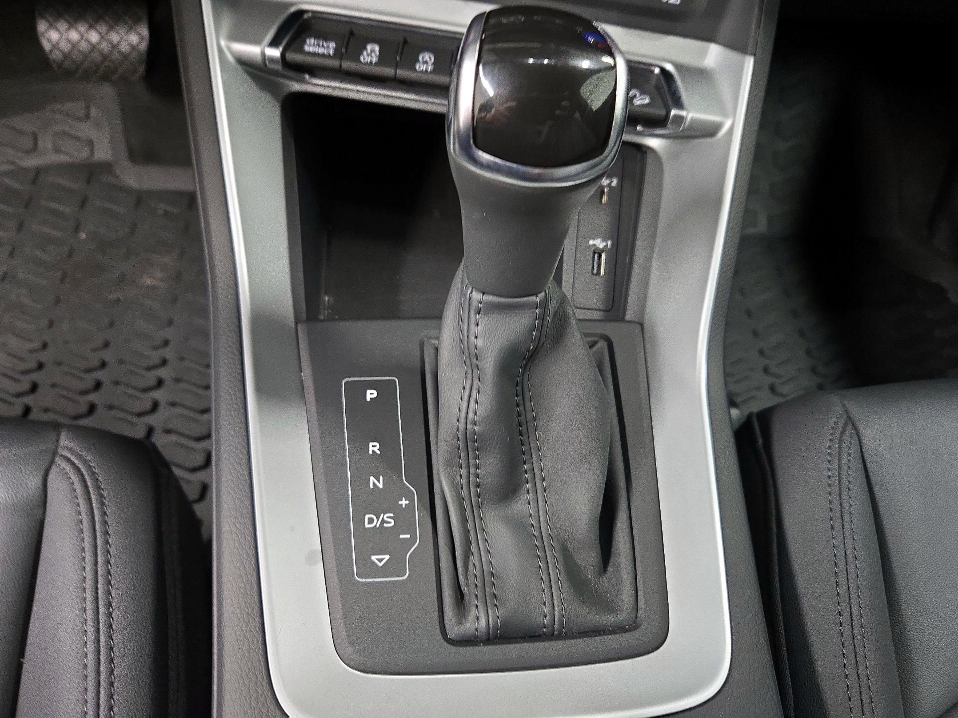 Thumbnail: 2019 Audi Q3 - 17