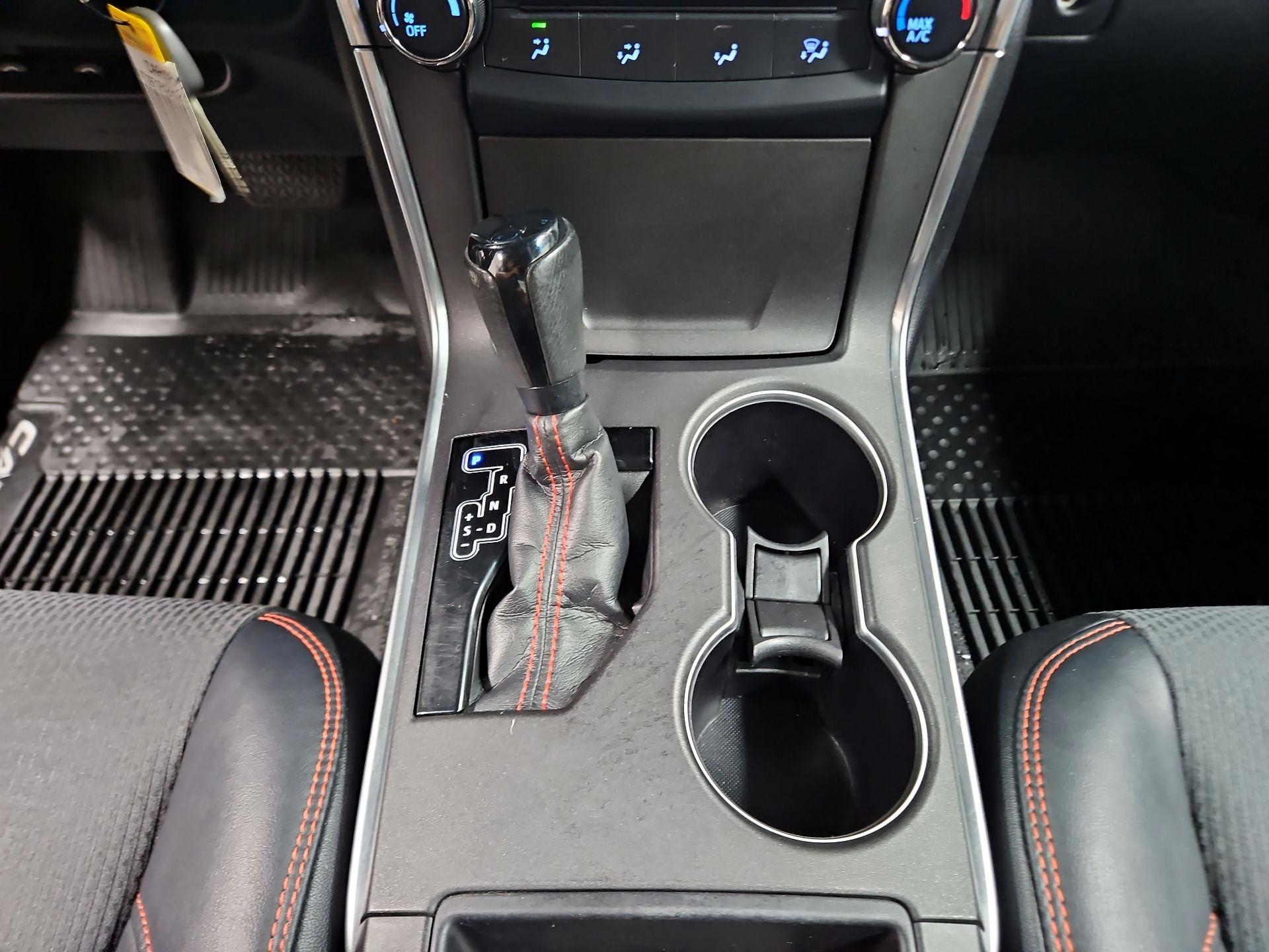 Thumbnail: 2017 Toyota Camry - 17
