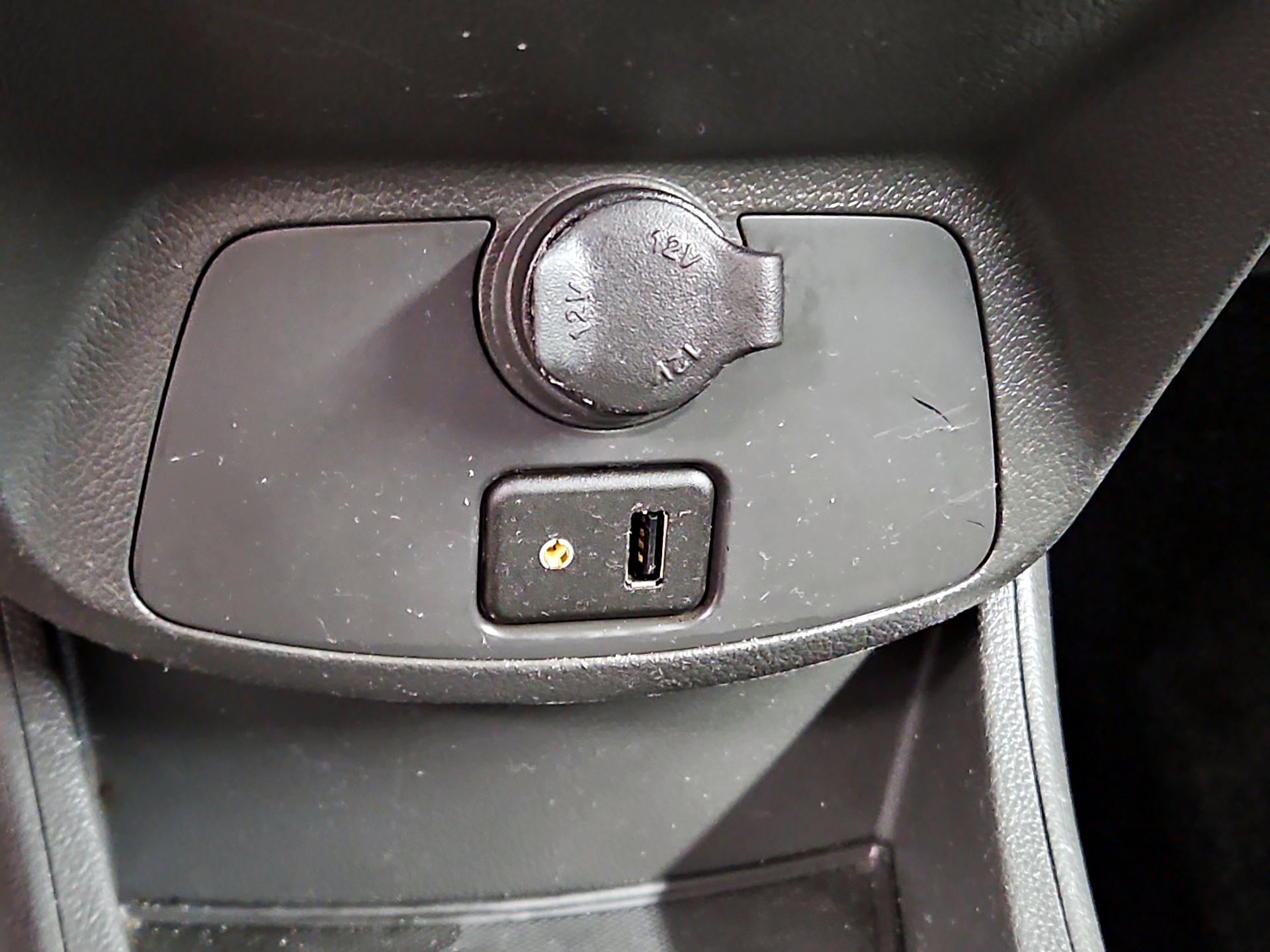 Thumbnail: 2013 Chevrolet Spark - 17