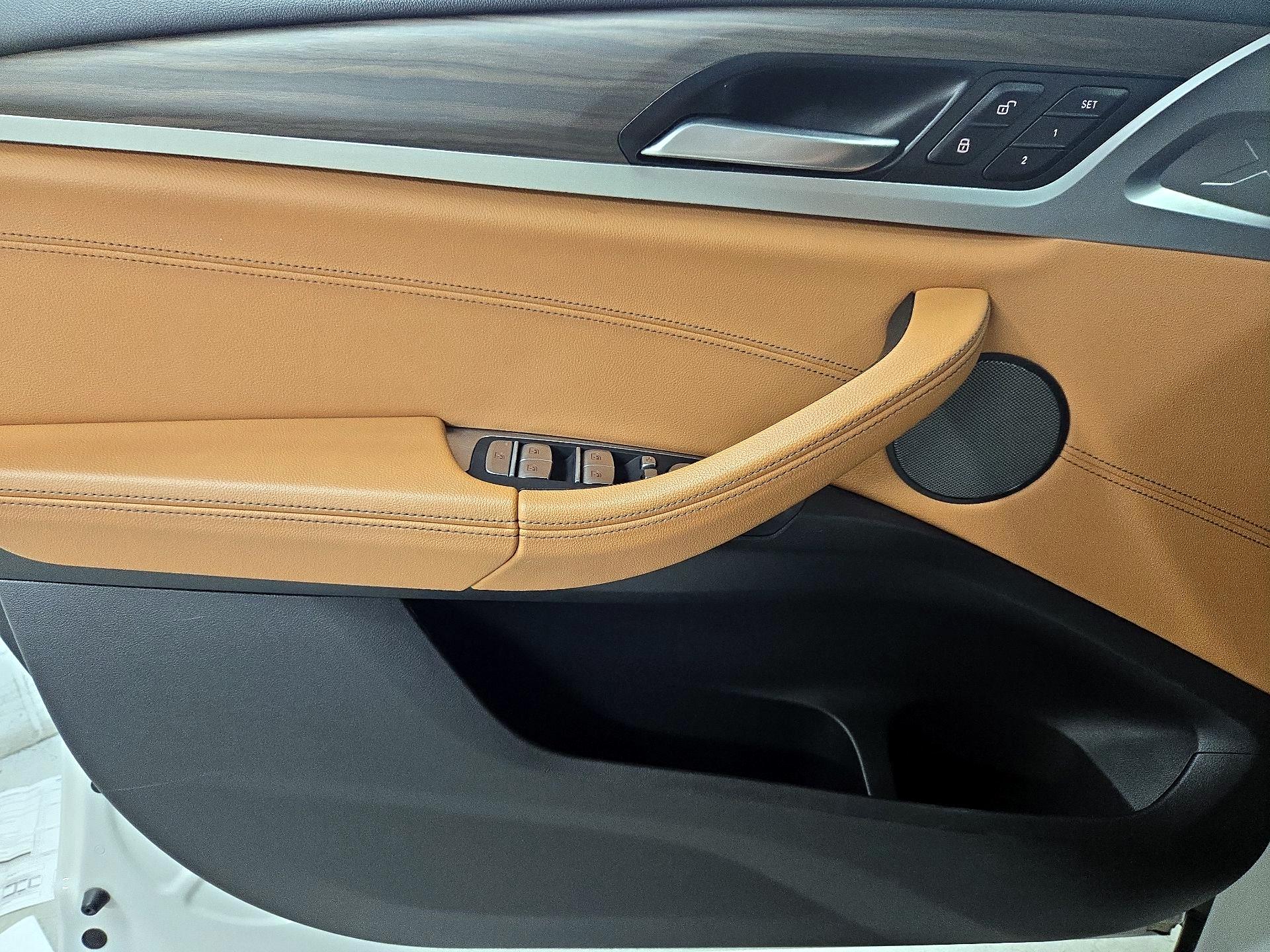 Thumbnail: 2021 BMW X3 - 12