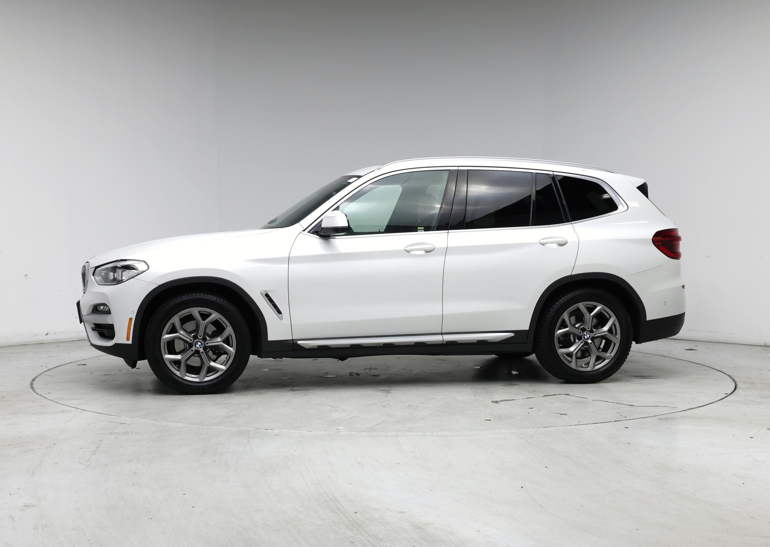 Thumbnail: 2021 BMW X3 - 3
