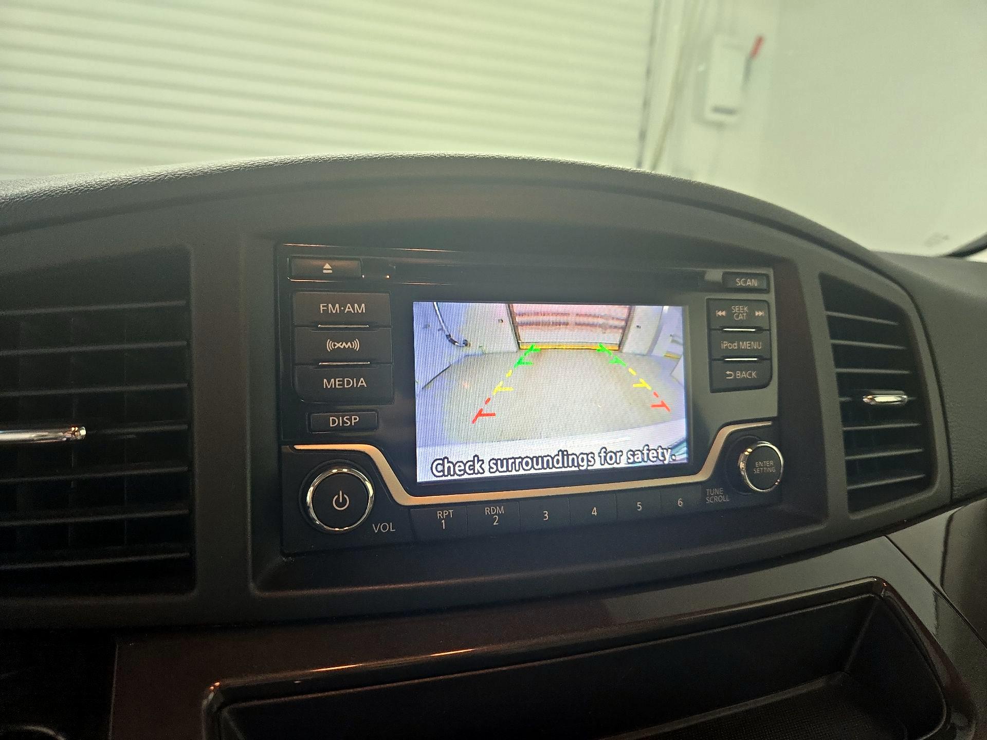 Thumbnail: 2015 Nissan Quest - 14