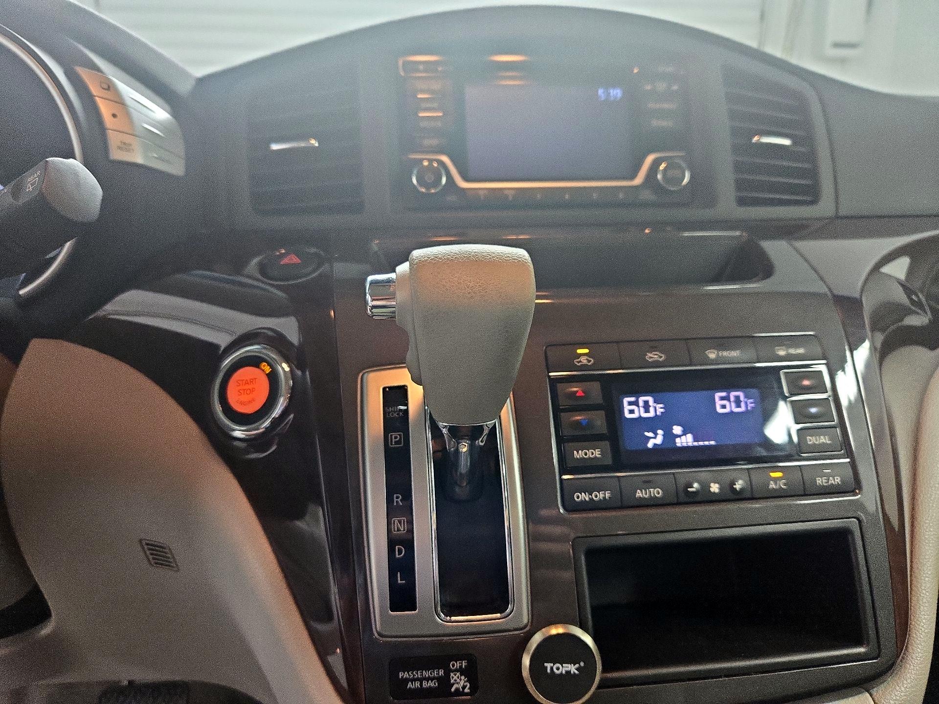 Thumbnail: 2015 Nissan Quest - 17