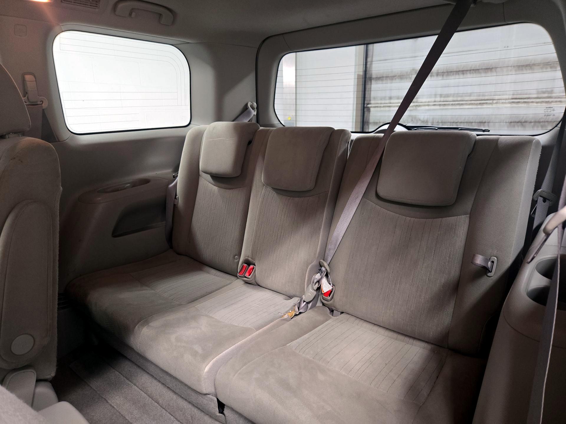 Thumbnail: 2015 Nissan Quest - 20