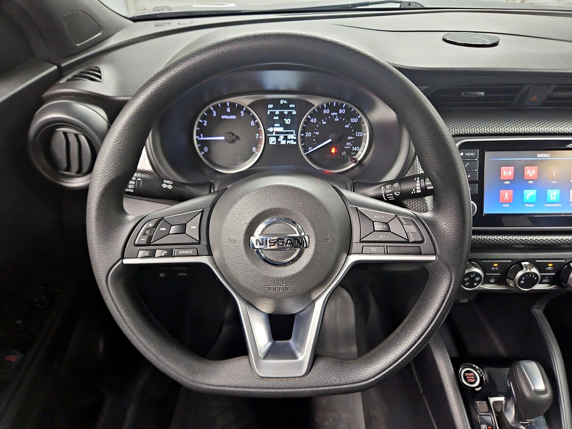 Thumbnail: 2020 Nissan Kicks - 10