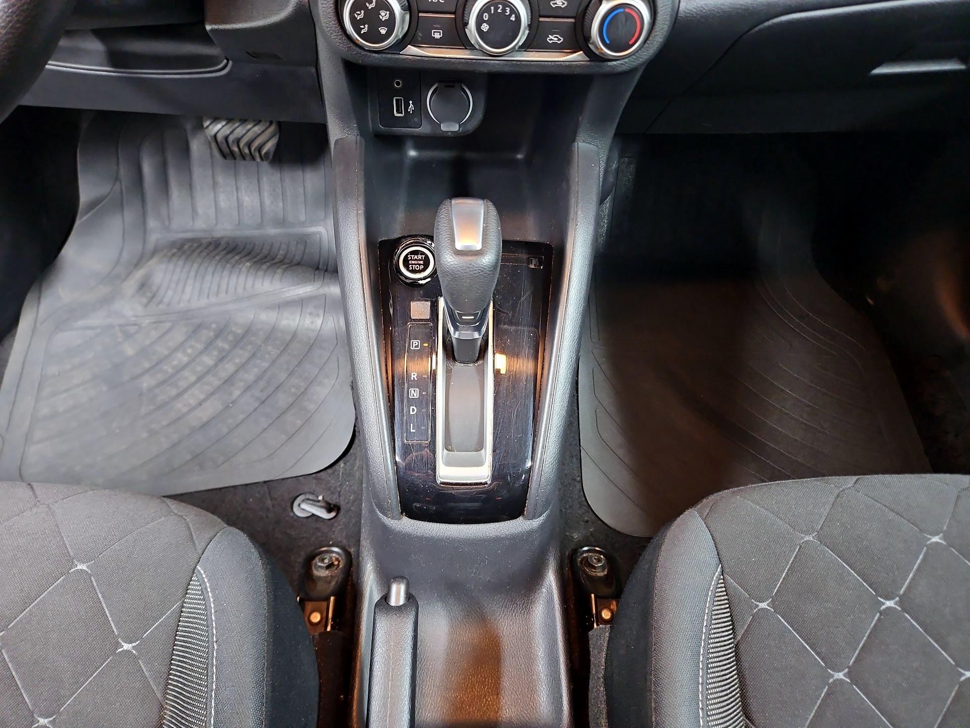 Thumbnail: 2020 Nissan Kicks - 17