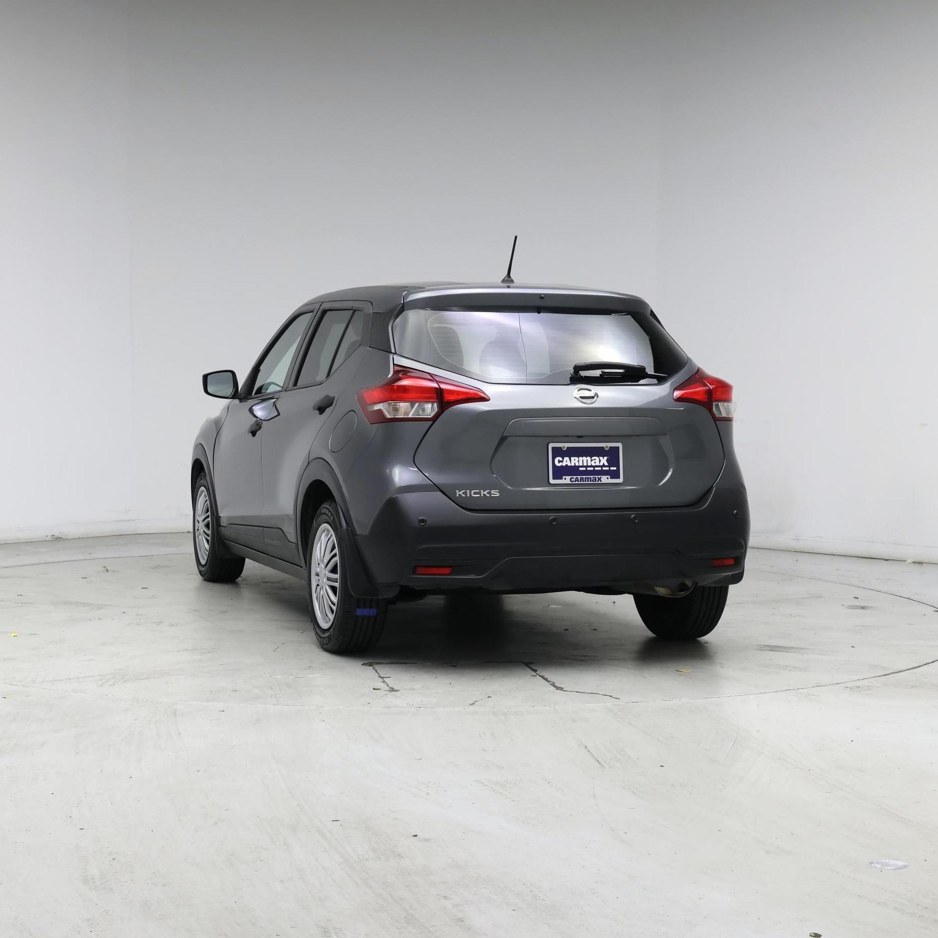 Thumbnail: 2020 Nissan Kicks - 6
