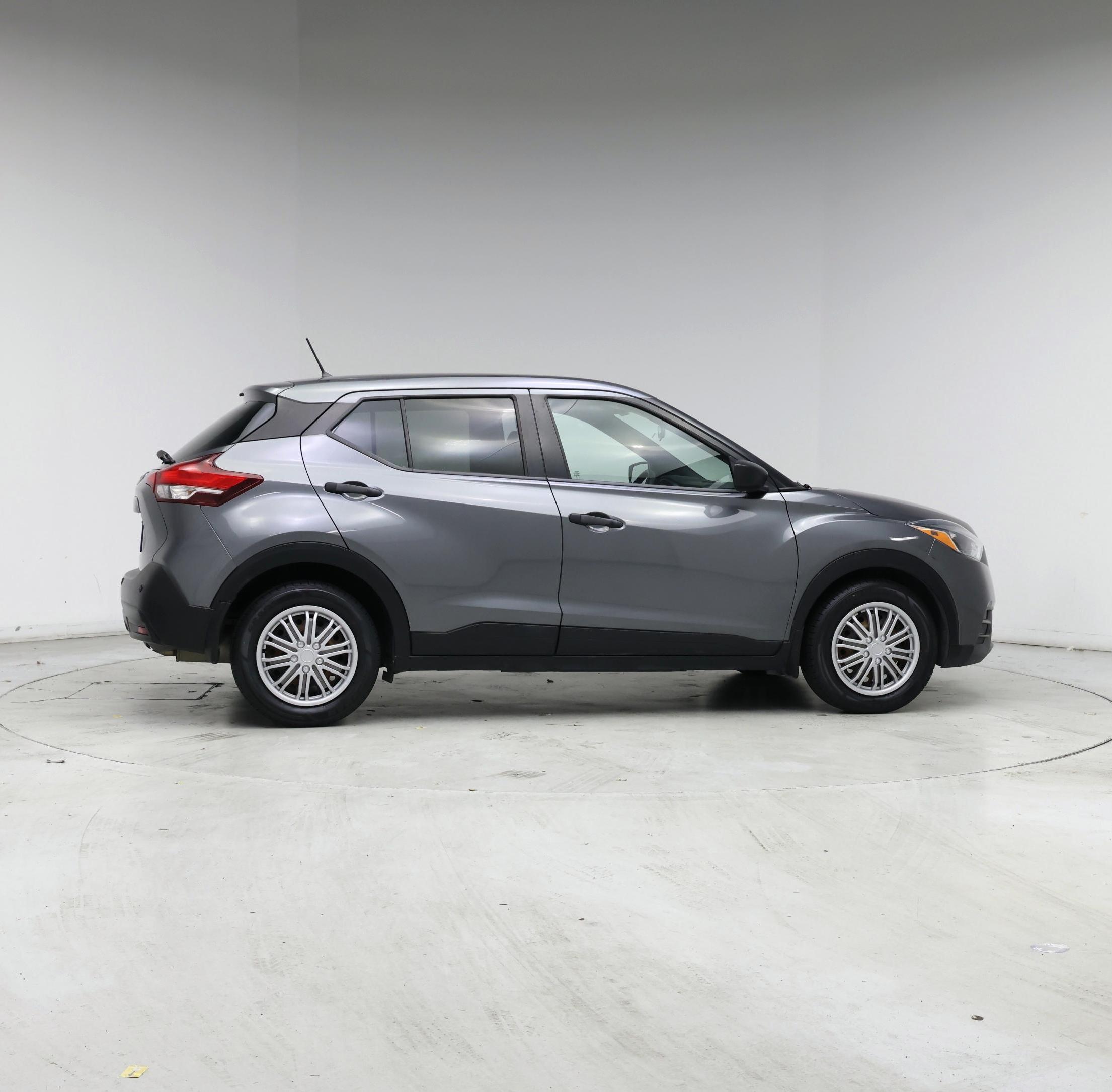 Thumbnail: 2020 Nissan Kicks - 7