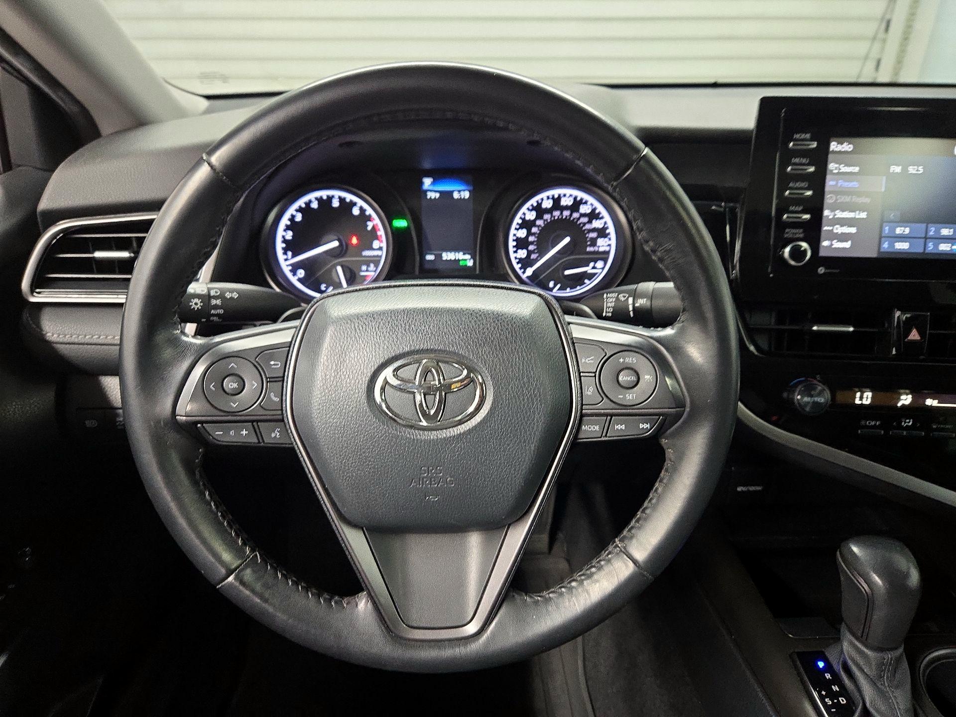 Thumbnail: 2021 Toyota Camry - 10
