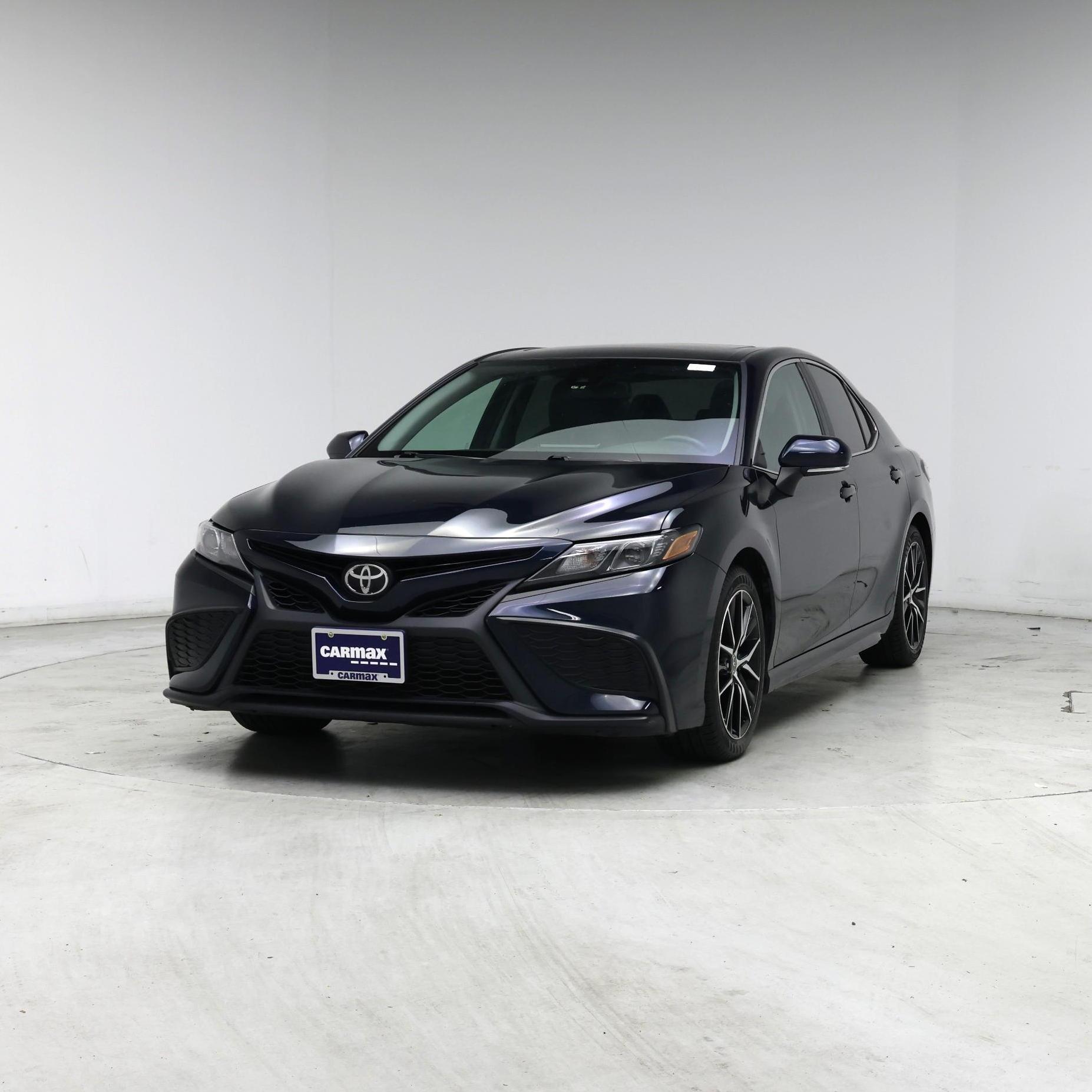Thumbnail: 2021 Toyota Camry - 4