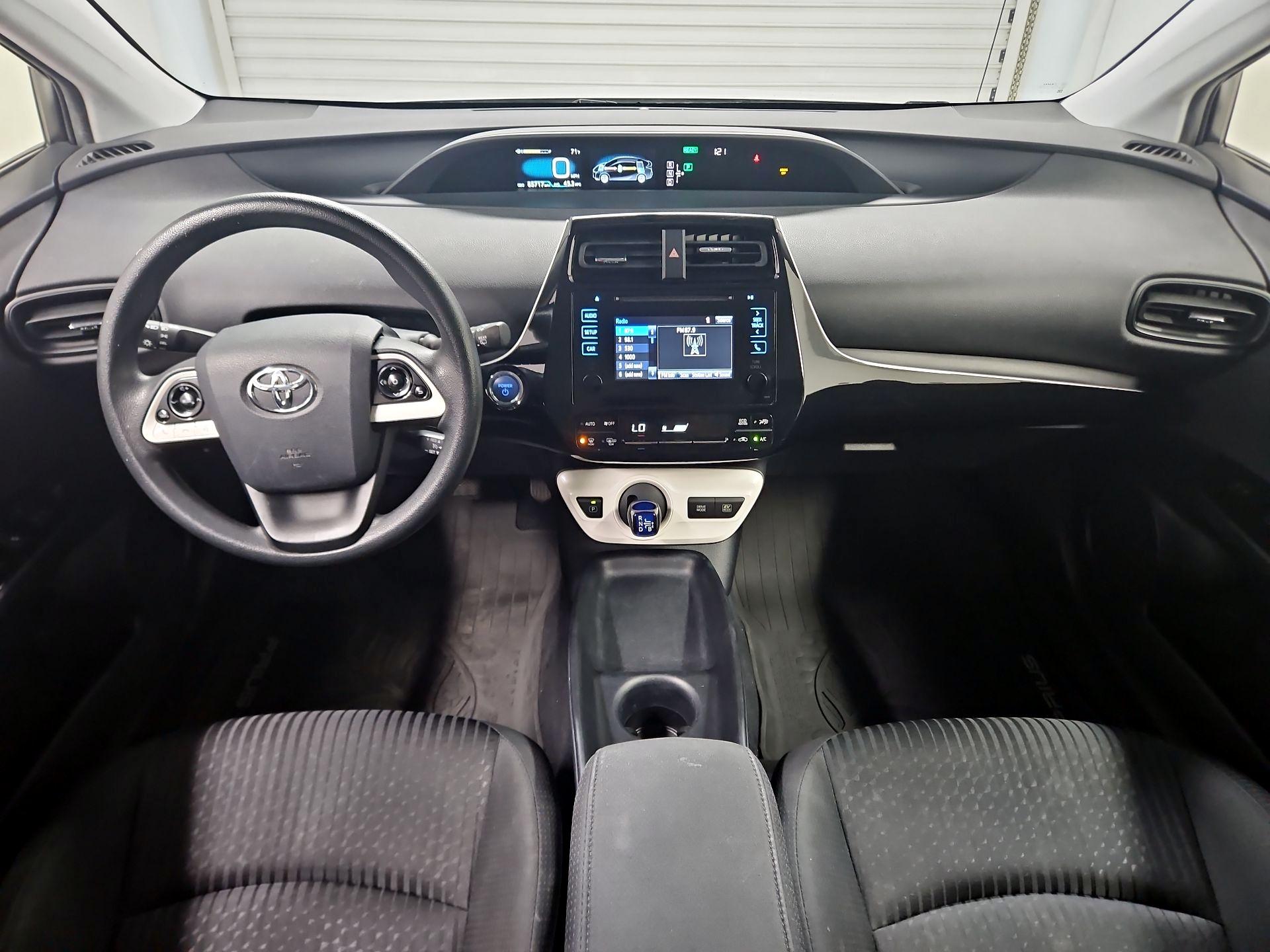 Thumbnail: 2016 Toyota Prius - 9