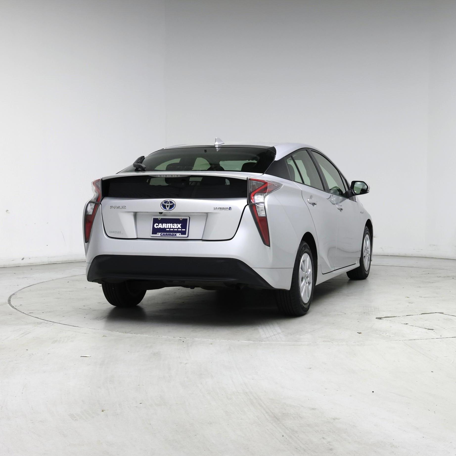 Thumbnail: 2016 Toyota Prius - 8