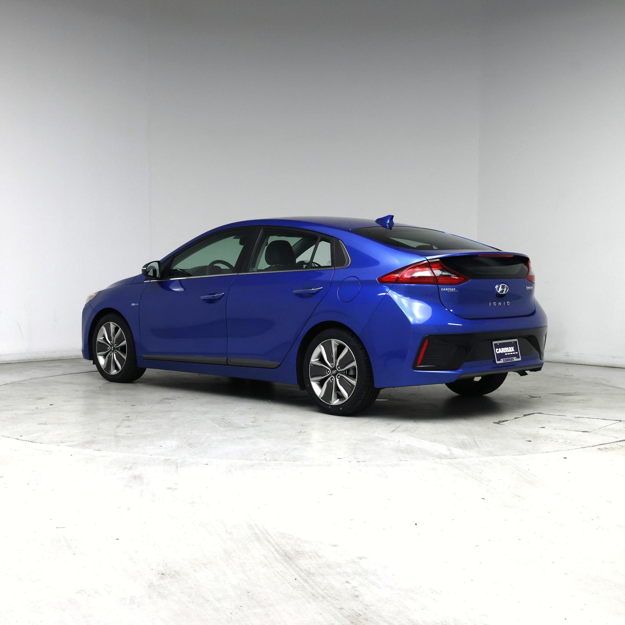 Thumbnail: 2018 Hyundai Ioniq - 2