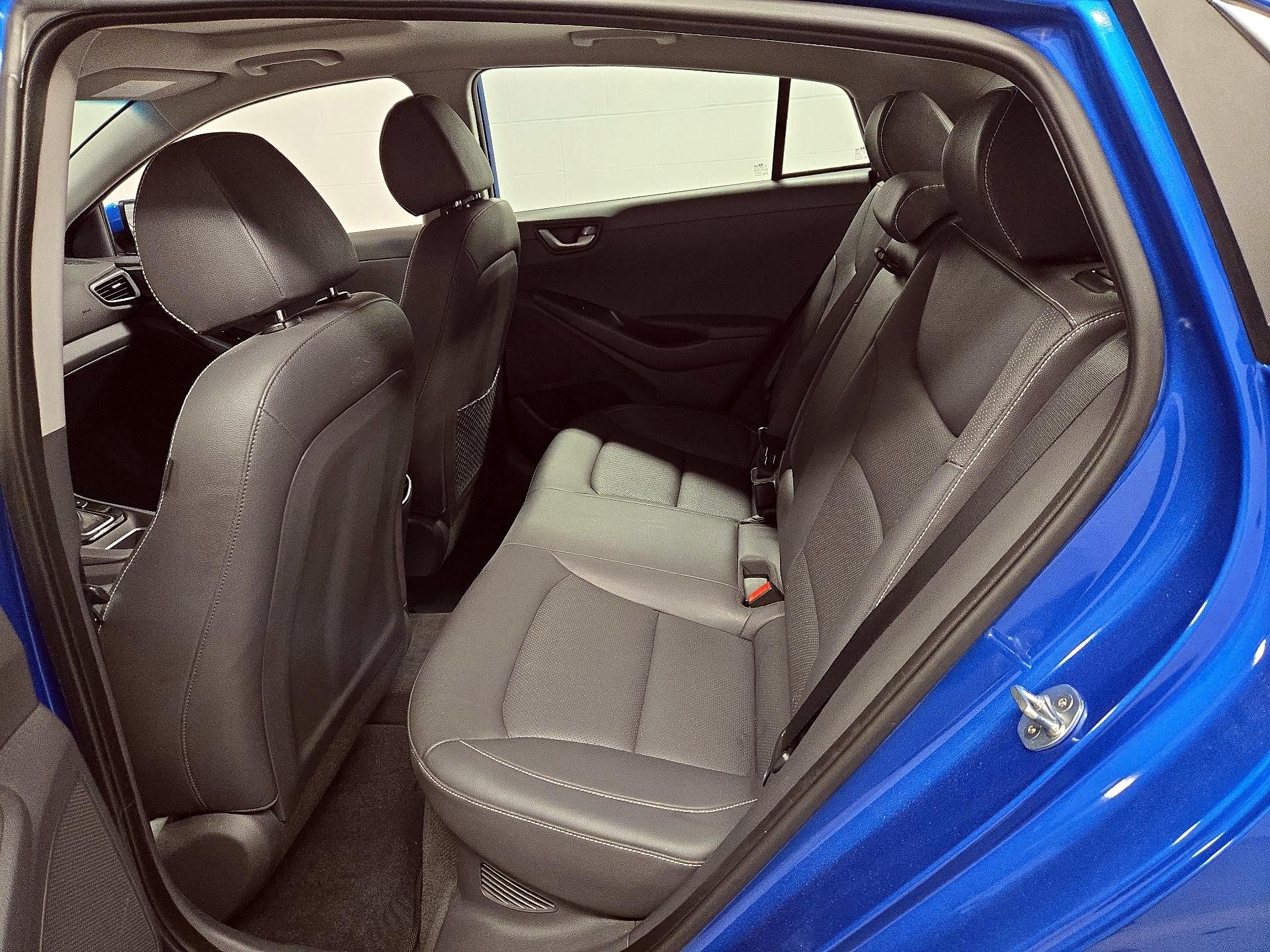 Thumbnail: 2018 Hyundai Ioniq - 20