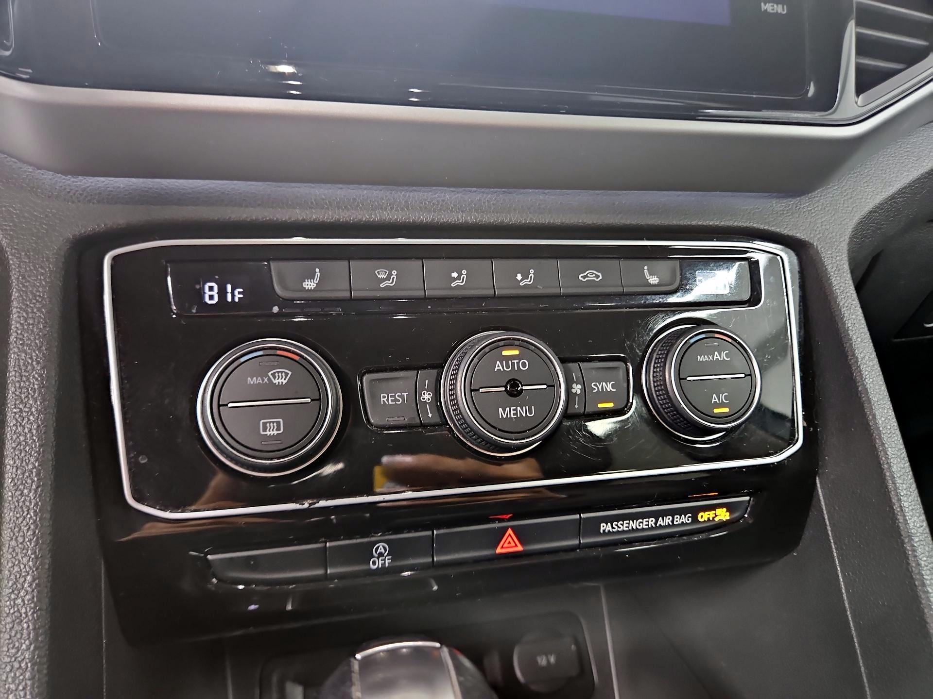 Thumbnail: 2021 Volkswagen Atlas - 17