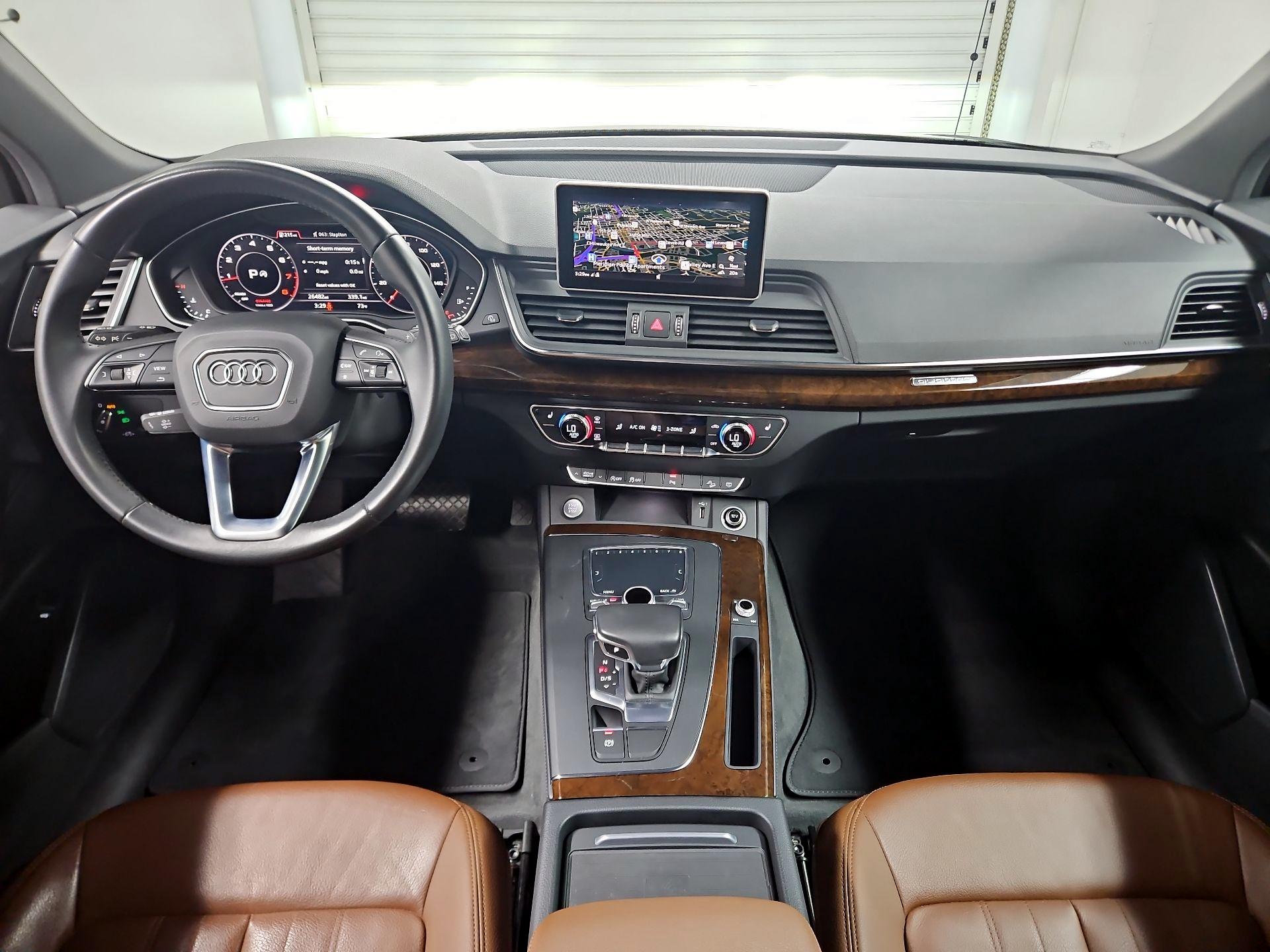 Thumbnail: 2020 Audi Q5 - 9