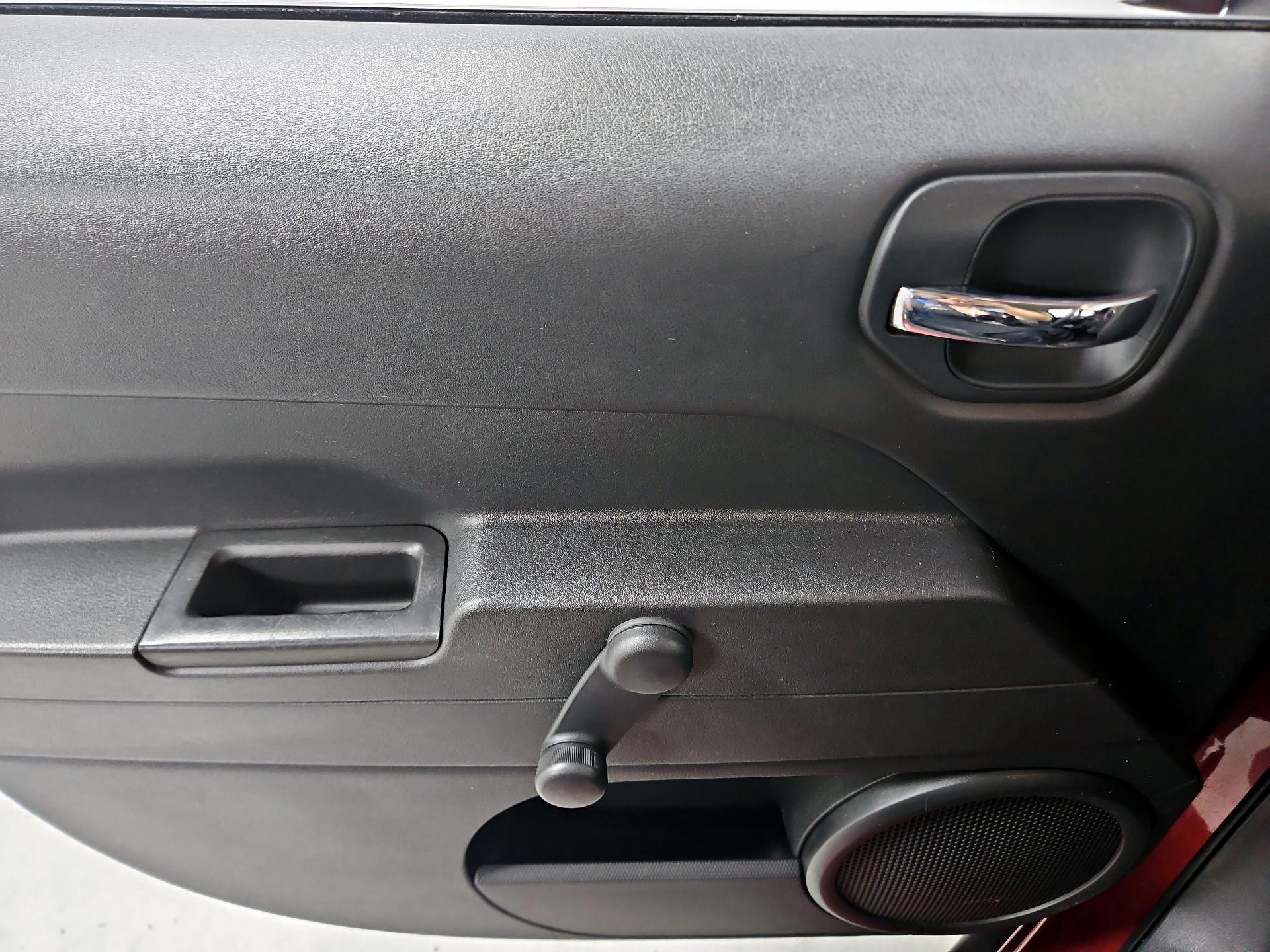 Thumbnail: 2014 Jeep Patriot - 12