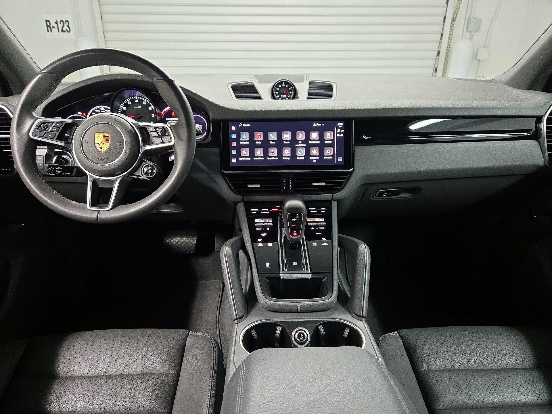 Thumbnail: 2022 Porsche Cayenne - 9