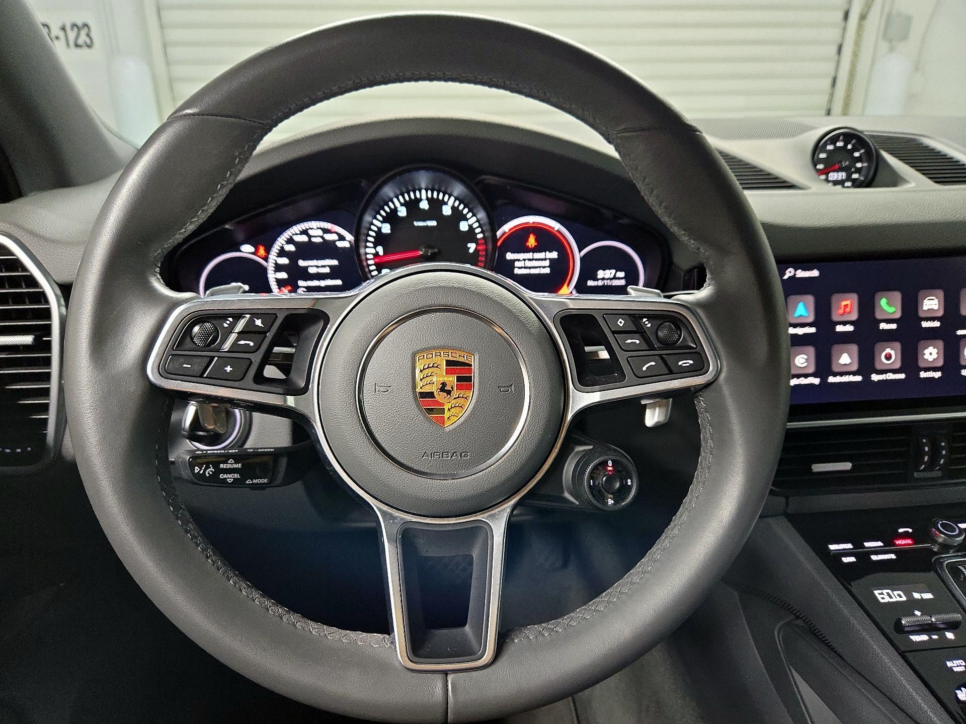 Thumbnail: 2022 Porsche Cayenne - 10